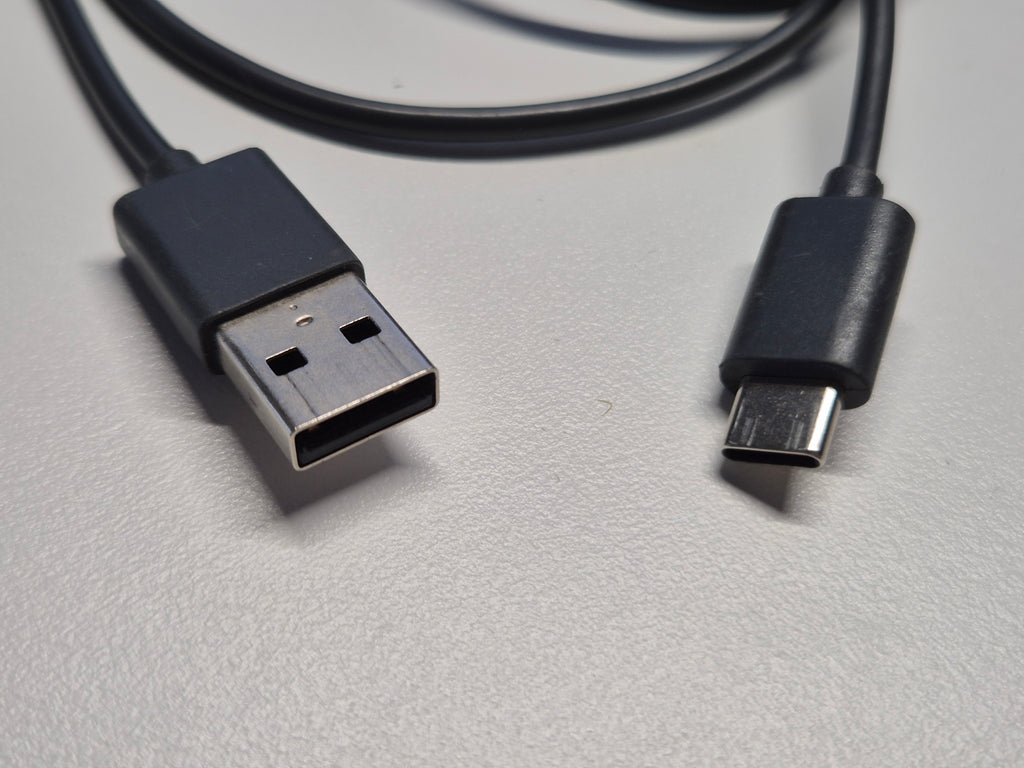 Logitech USB-C Ladekabel (USB-A auf USB-C, 1m, Schwarz) – guter Zustand