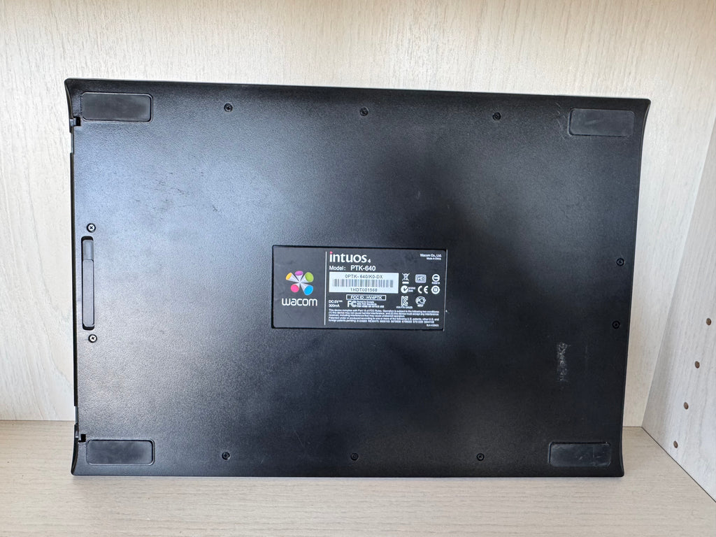 Wacom Intuos4 PTK-640 Grafiktablett Medium Schwarz, guter Zustand
