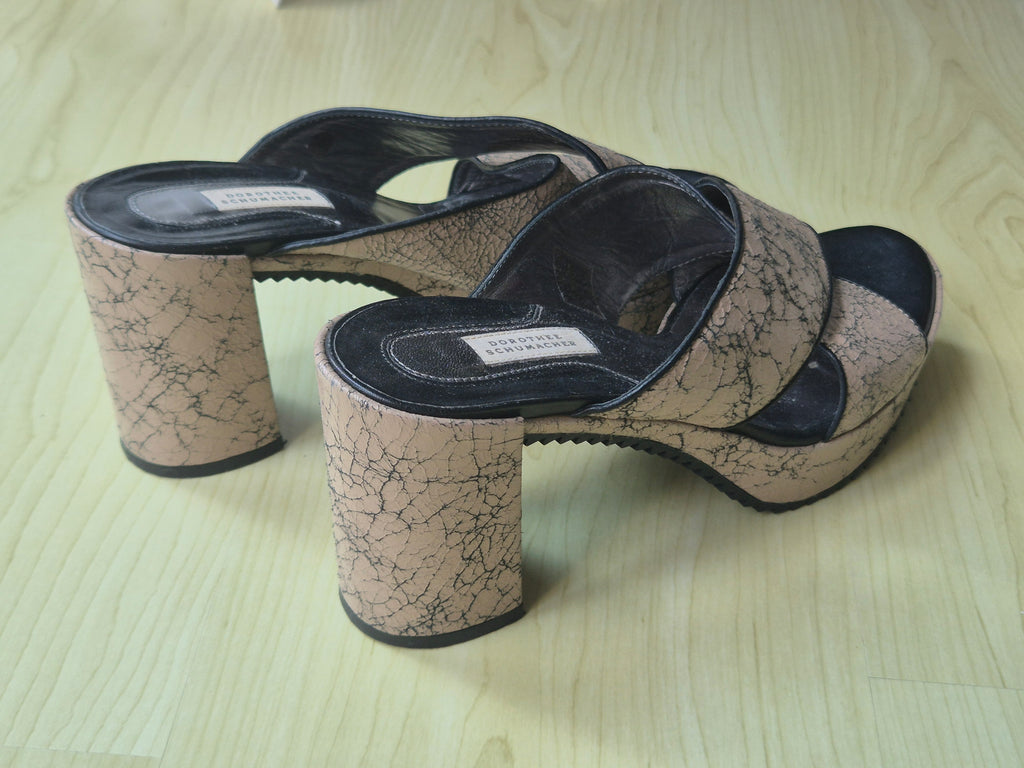 Dorothee Schumacher Mutual Criss-Cross Sandalen 38.5 Beige/Schwarz, gut, Box