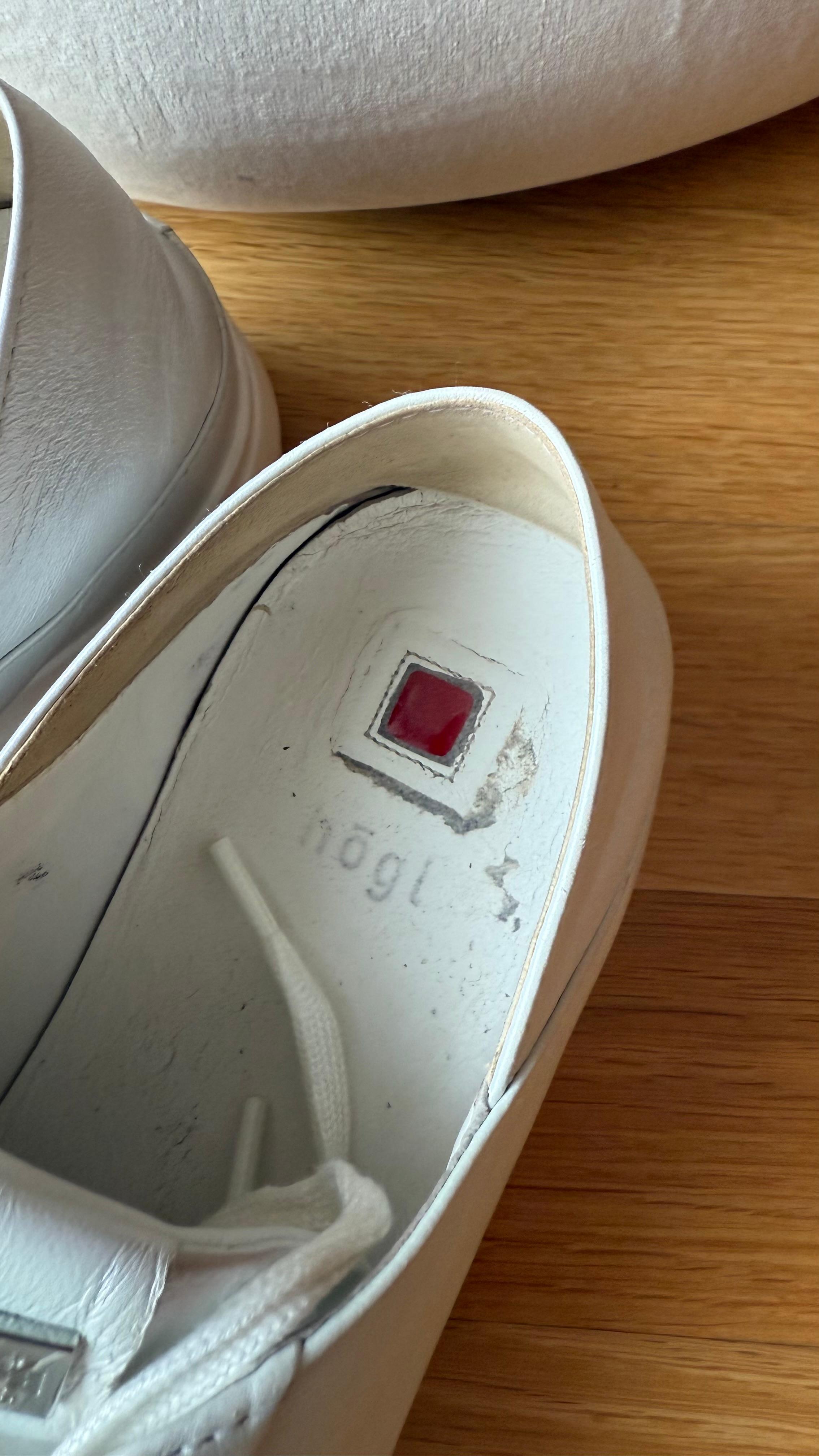 Högl White/Silver Leather Sneakers | EU 38.5 | Good Condition