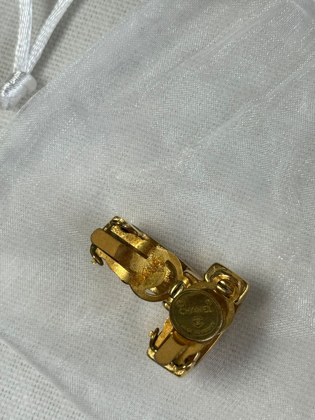 Authentic CHANEL Vintage Gold Medium CC Logo Clip-On Hoop Earrings – Good Condition