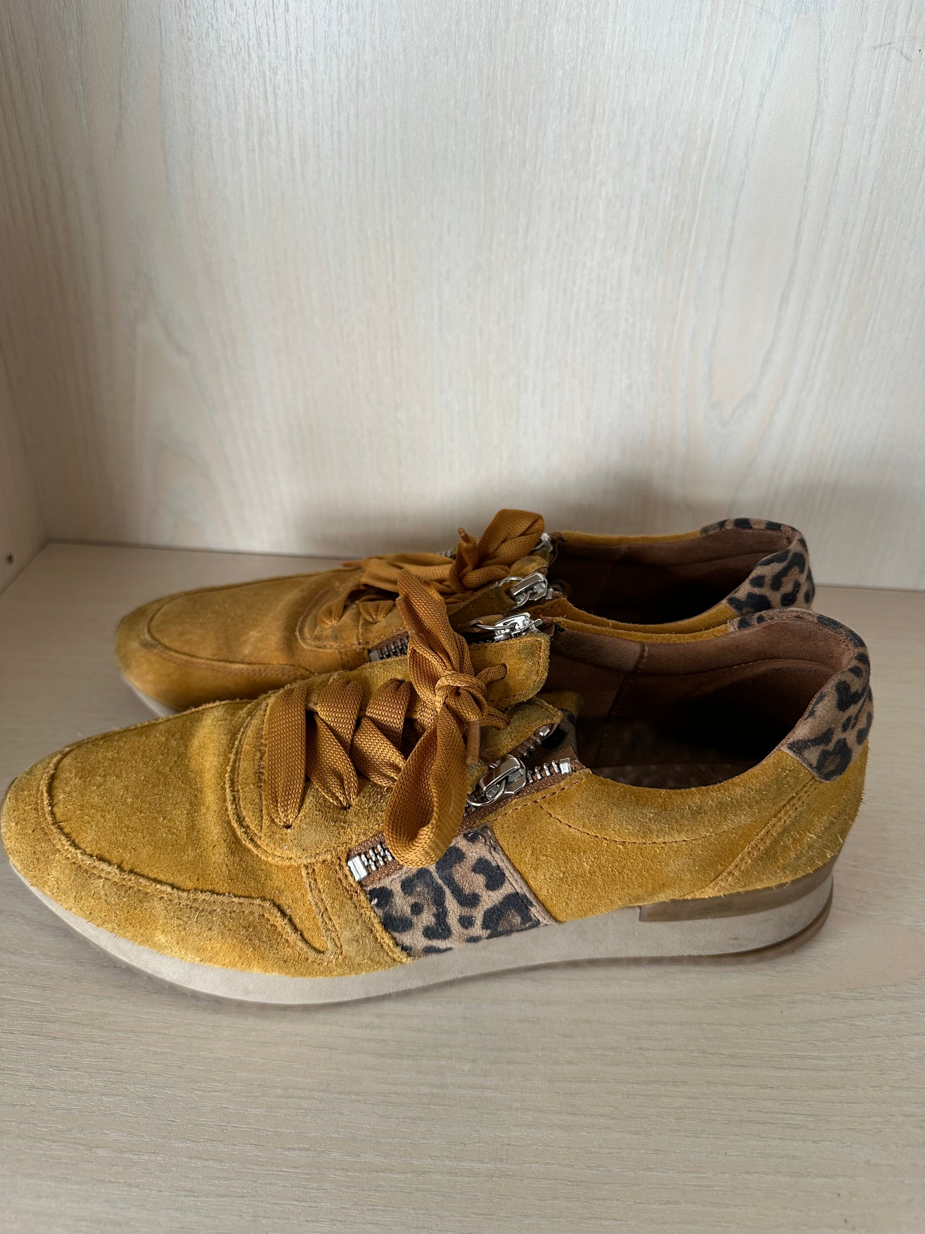 Gabor Lulea Sneaker – Yellow, Leopard Detail, EU 38, Normal Use