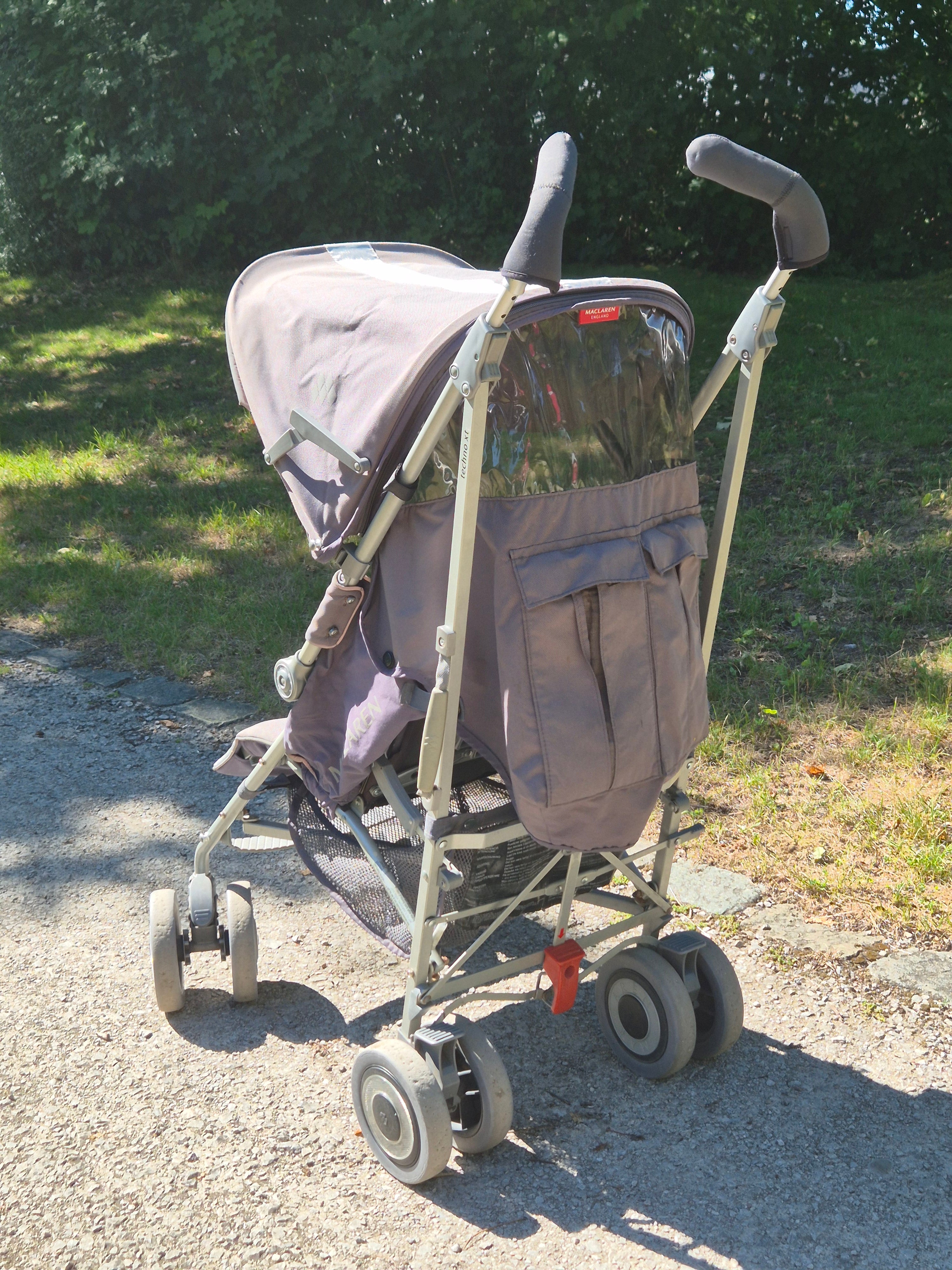 Maclaren Techno XT Buggy Charcoal Grau mit Regenschutz, gebraucht
