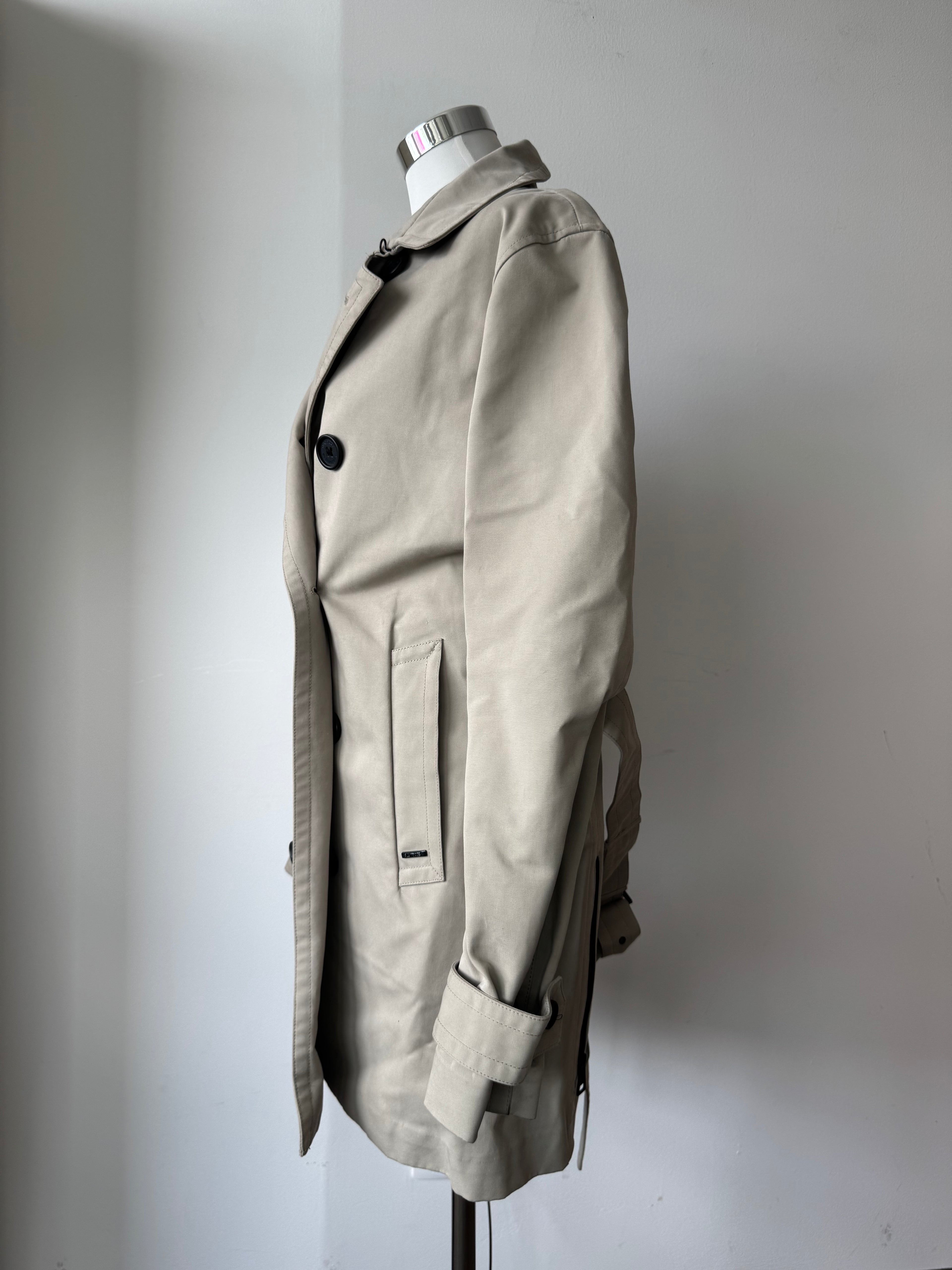 Idris Elba x IE The Director Trench Coat Beige Medium Very Good
