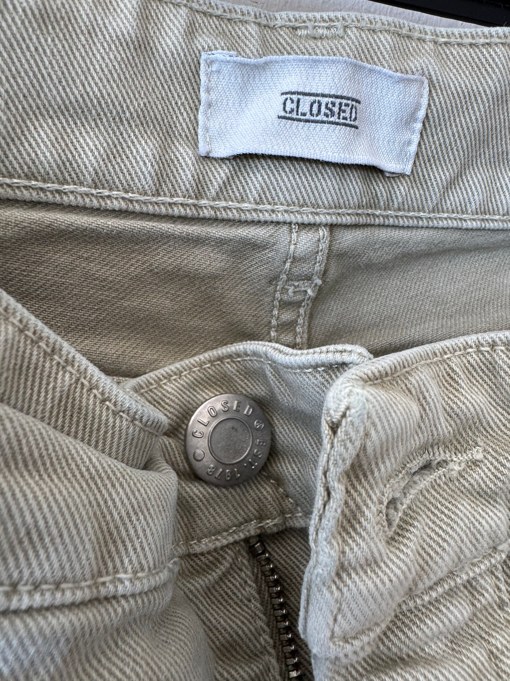 Closed „Unity Slim“ Damen Jeans, Gr. 30, stone beige, gebraucht, Made in Italy