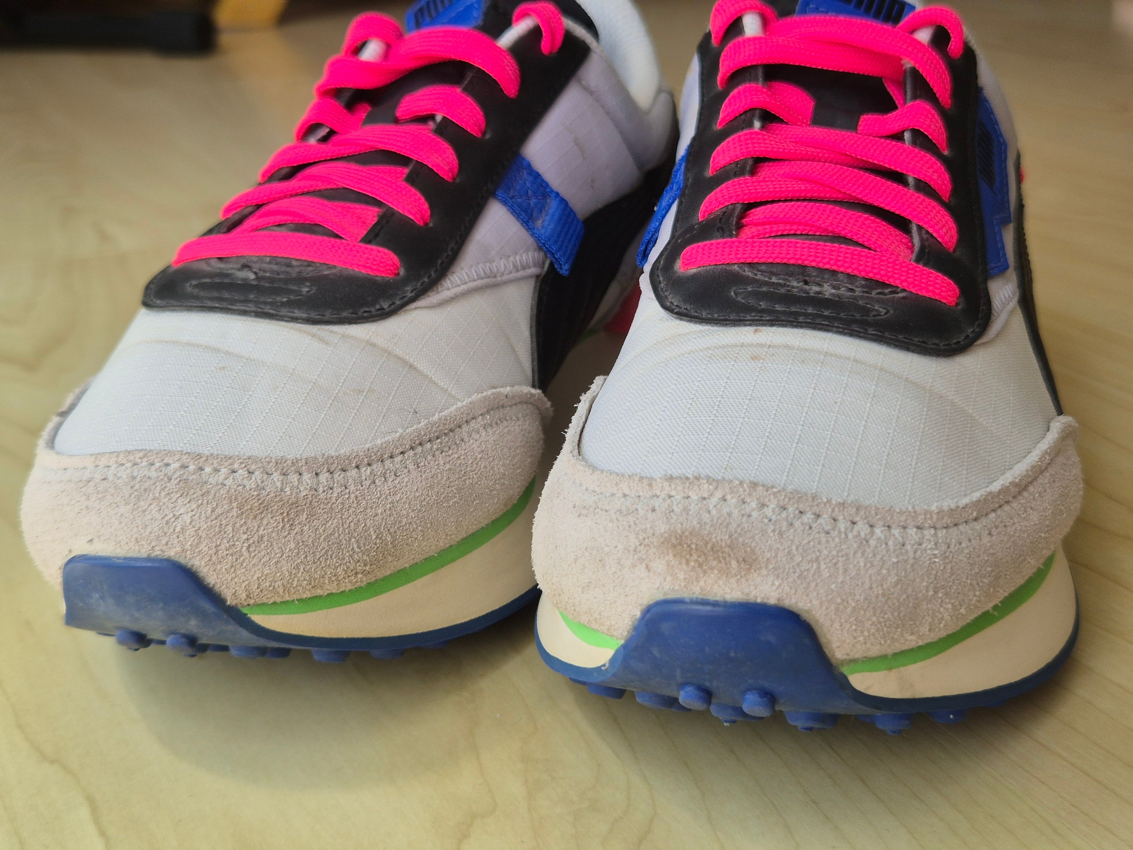 Puma Future Rider Play On Damen Sneaker EU 40 Weiß Grau Pink Zustand Mangelhaft