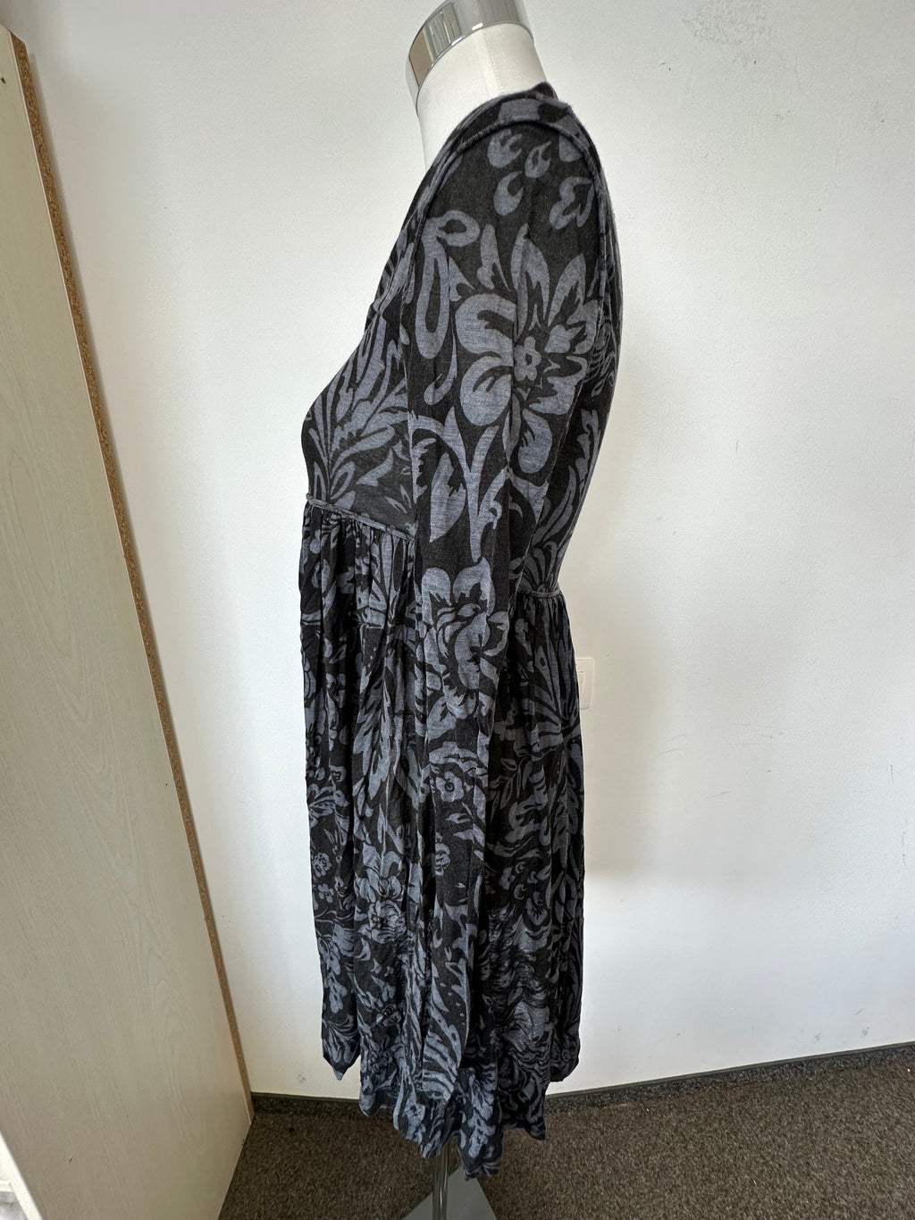 Stella McCartney Samtkleid Floral, Schwarz/Grau, EU 42, Guter Zustand
