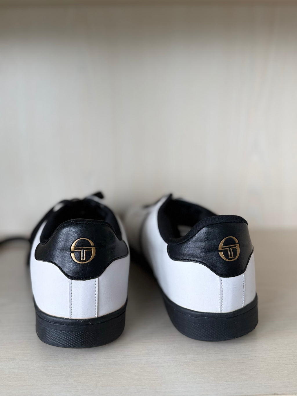 Sergio Tacchini Bertell Sneakers White/Black, US 11 / EU 44.5, Good Condition