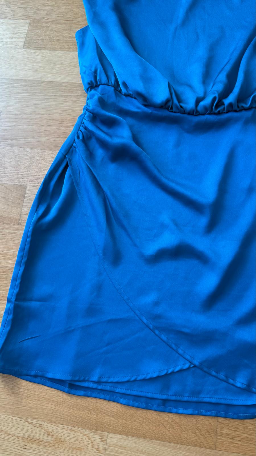 GUESS Yonna Drapiertes Kleid | Grecian Blue | Satin | Gr. M | Sehr gut