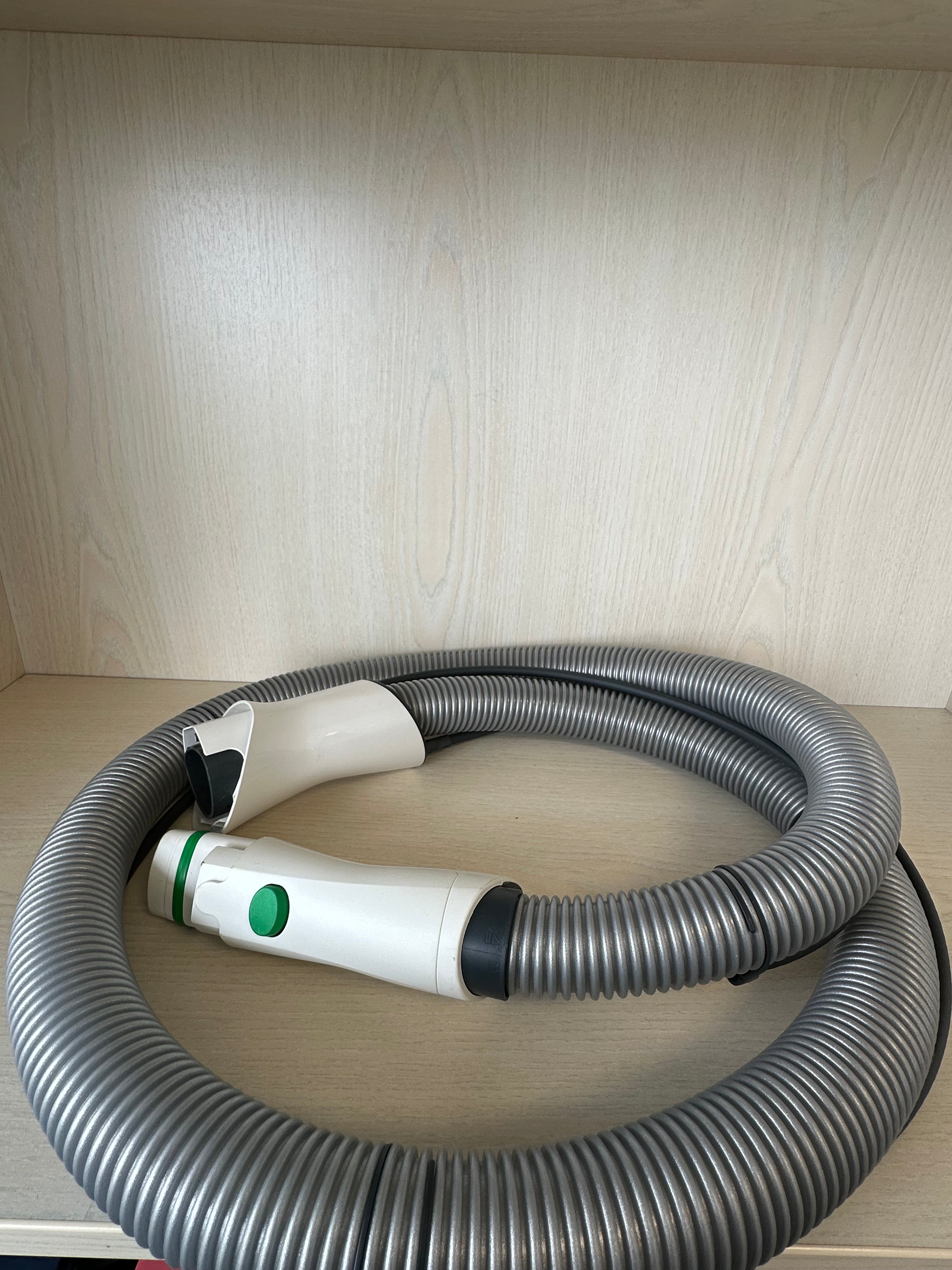 Vorwerk ESS150 Saugschlauch für VK150, 1,5m, Weiß/Grau, guter Zustand