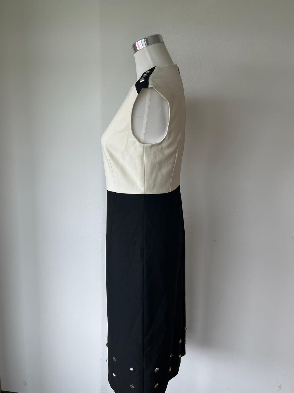Hugo Boss “Devoka” Dress | EU 36 | Black/White Colour Block | Like New