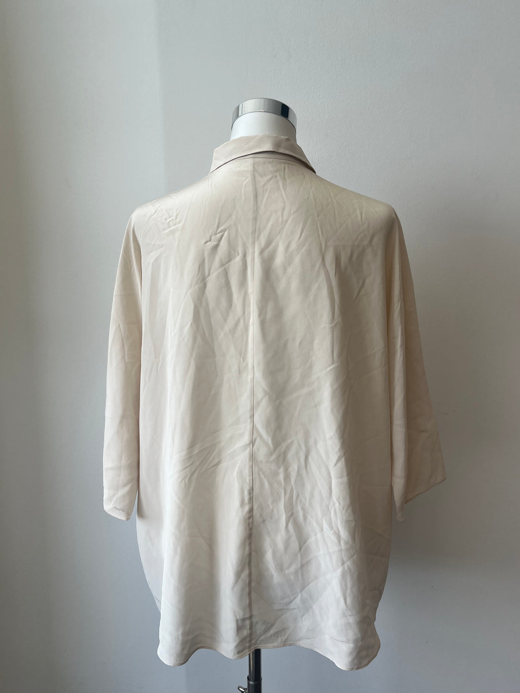 Hauber Loose-Fit Collared Blouse Beige EU 40 Linen-Blend Good Condition