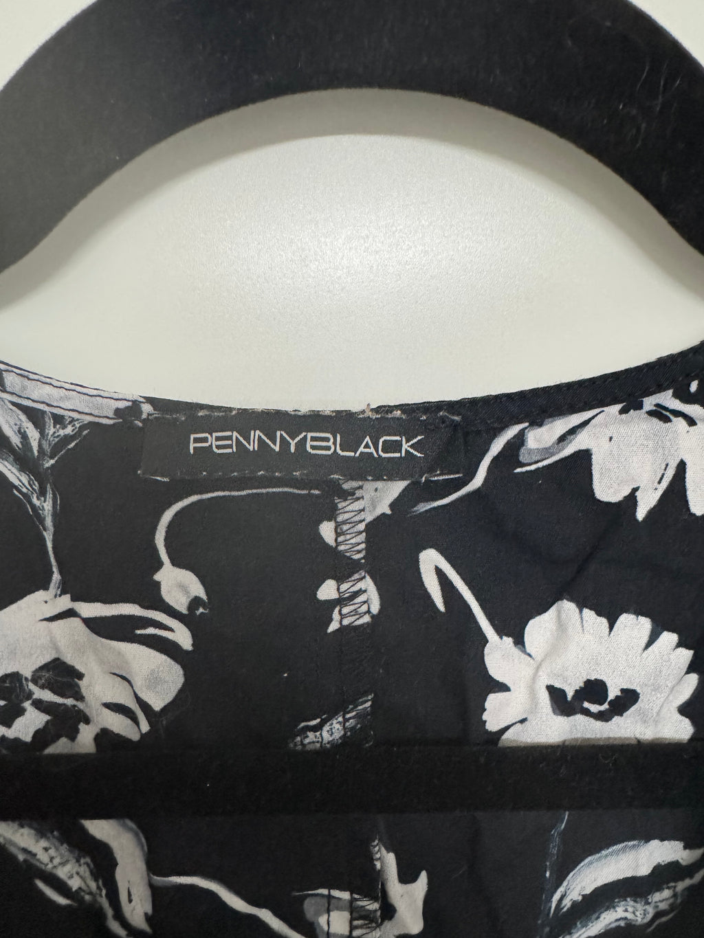 PennyBlack Kleid – Schwarz/Weiß, Blumenmuster, Gr. 38, guter Zustand