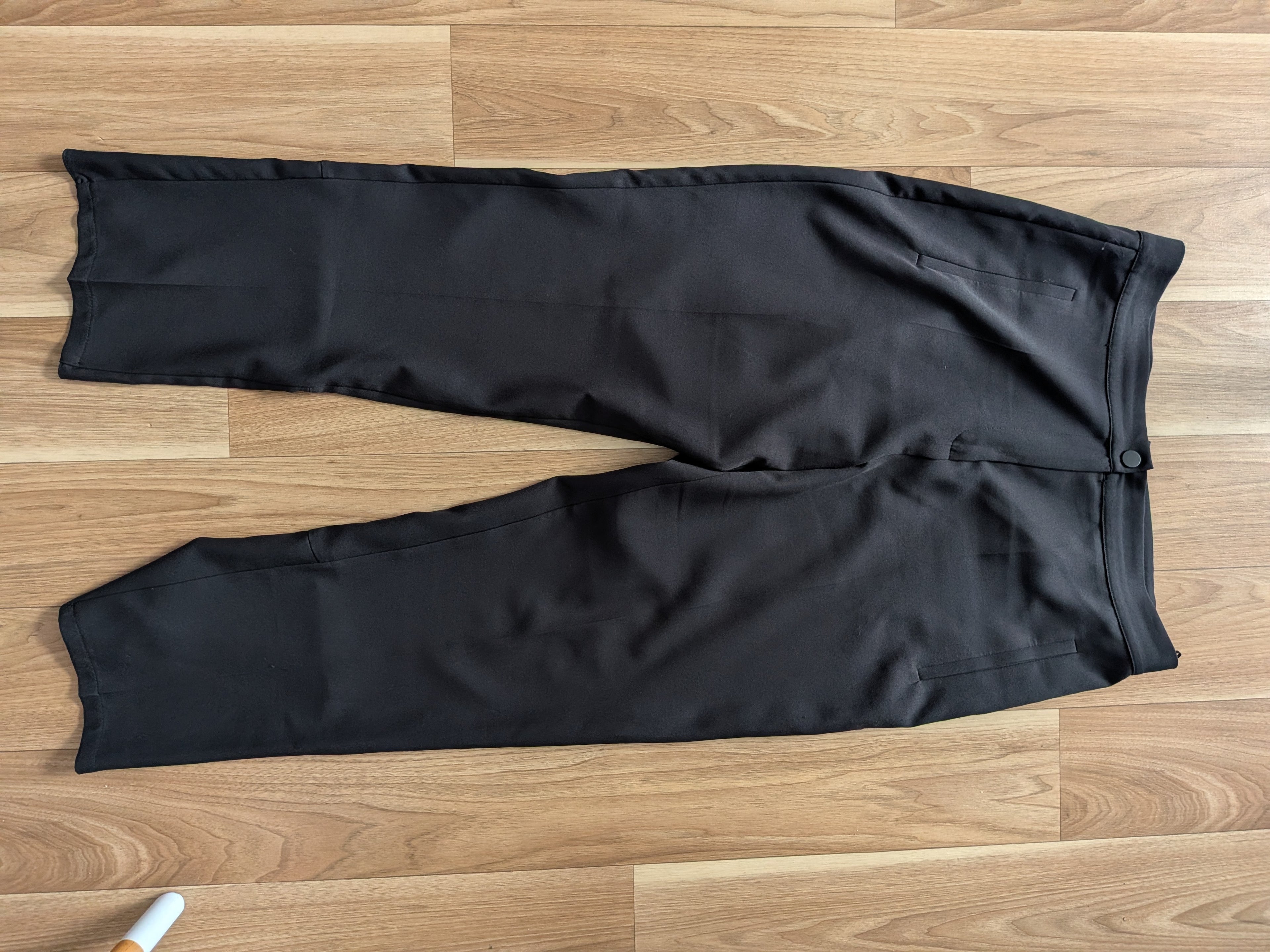 Armine Women’s Formal Trousers Black Size 42 – Very Good Condition