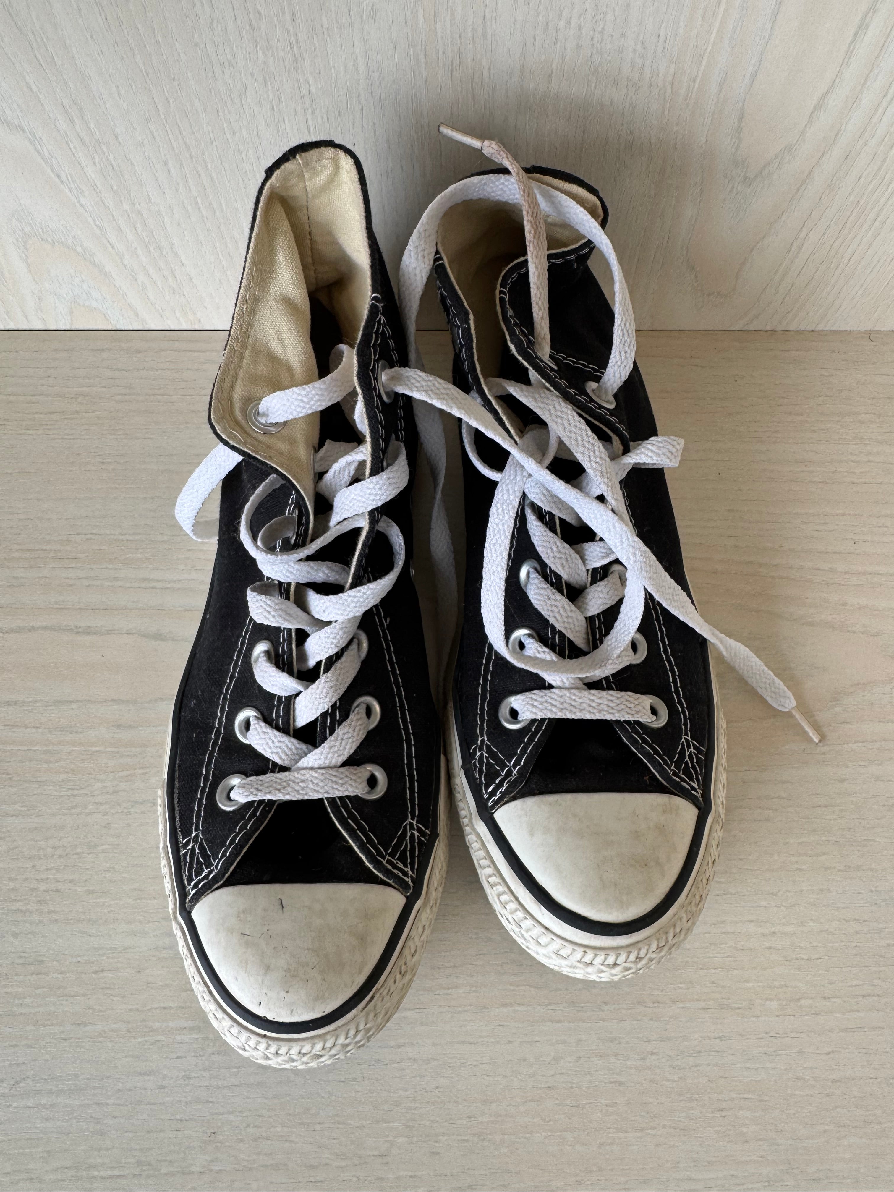 Converse Chuck Taylor High-Top Schwarz – Größe US 4,5 / EU 36 – Gebraucht