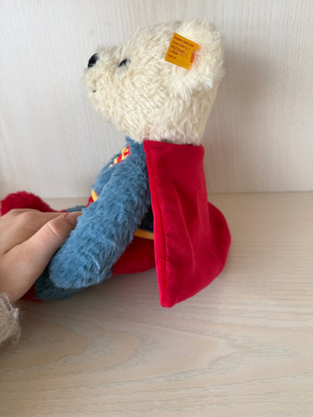 Steiff Soft Cuddly Friends Superman Bär 30cm – wie neu, ohne Box