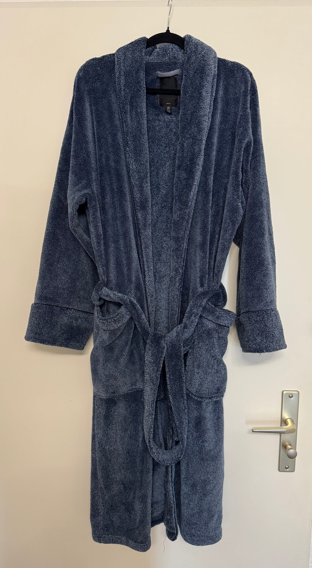 Daniel Buchler Plush Bathrobe – Navy Blue, L/XL, Very Good Condition