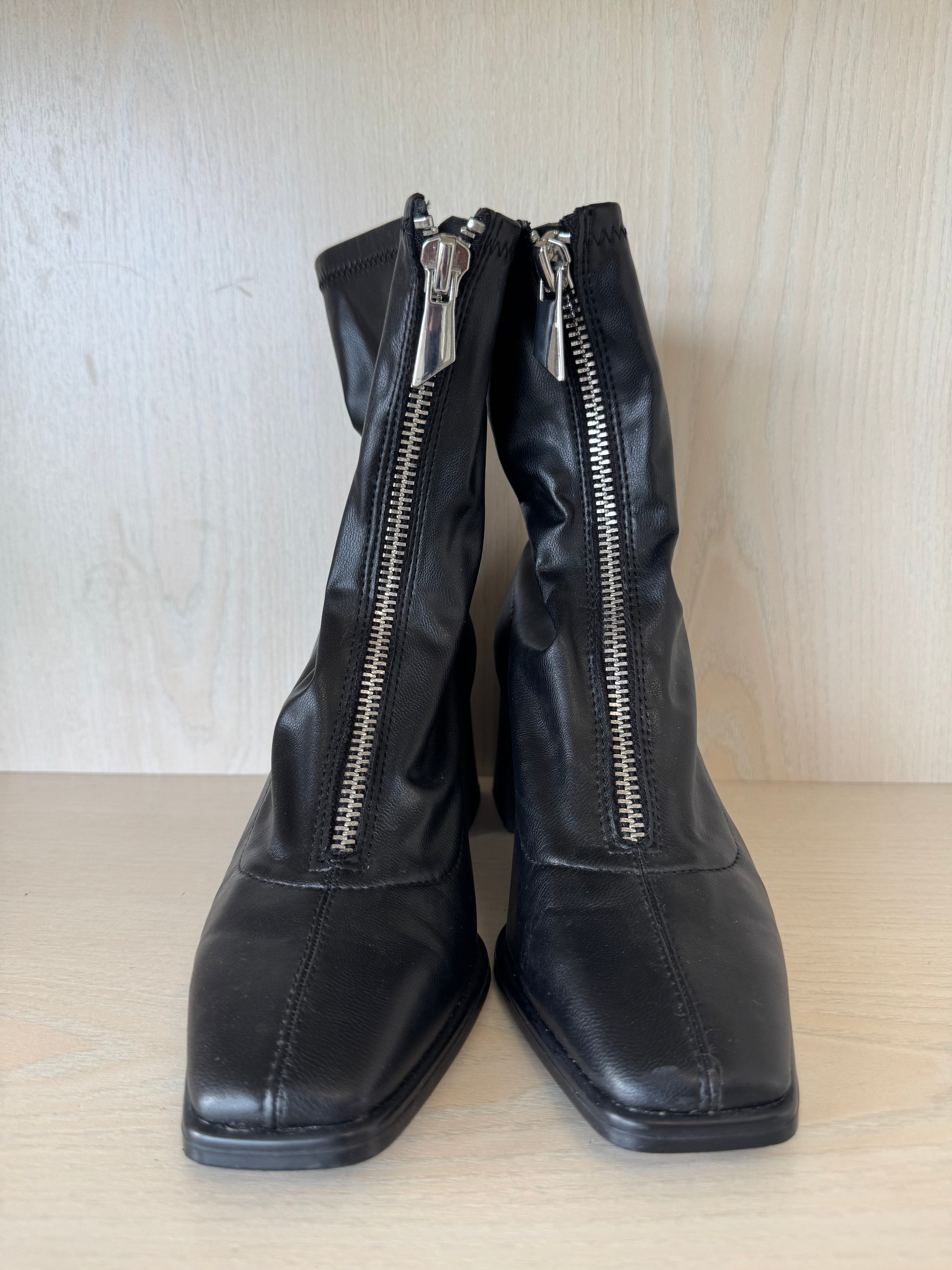 Stradivarius Black Front-Zip Ankle Boots, EU 38, Very Good Condition