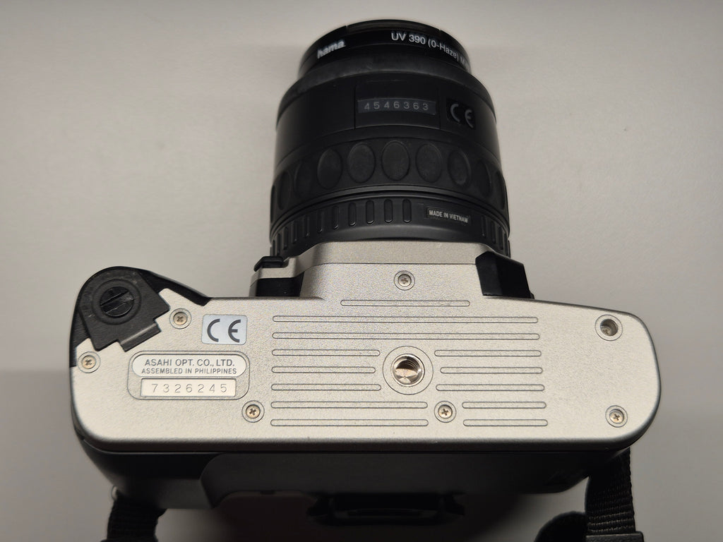 Pentax MZ-50 35mm SLR Silber mit 35-80mm Objektiv, Tasche & Anleitung – VGC