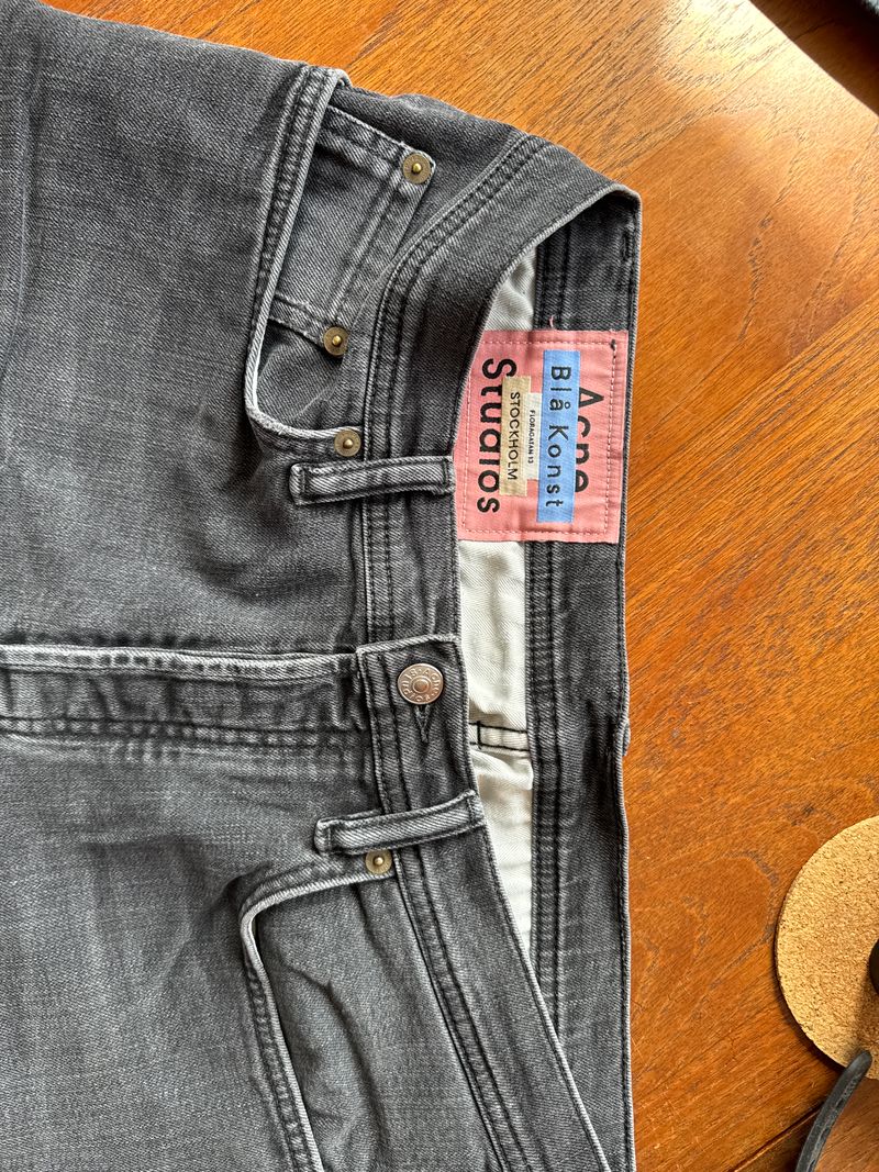 Acne Studios Blå Konst River Jeans W30 L34 Used Black – Guter Zustand