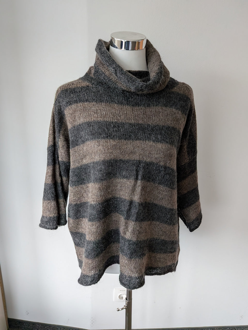 Marc O’Polo Mohair Striped Turtleneck Sweater Grey/Black, Size M, Very Good