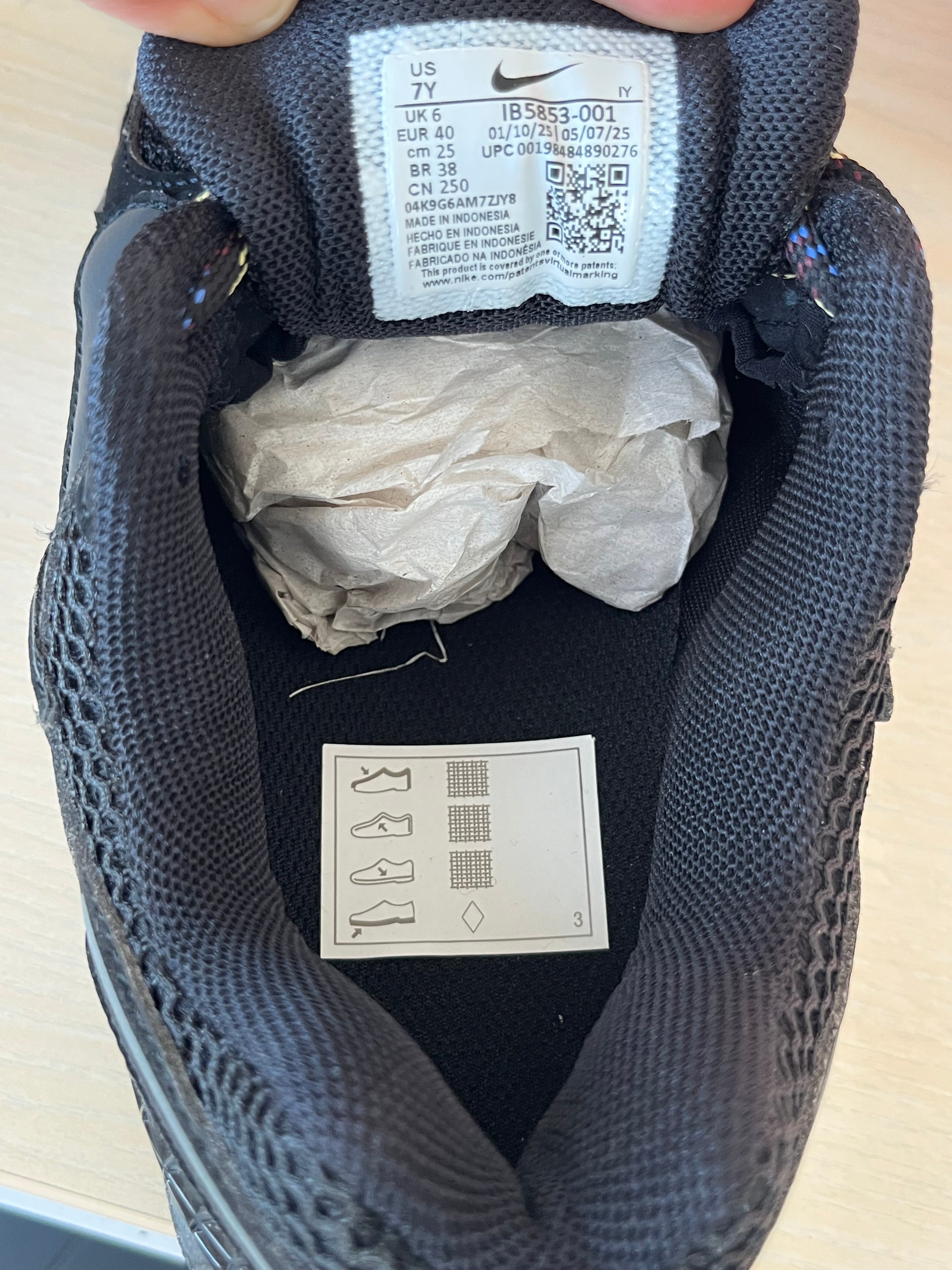 Nike Vomero 5 EE (GS) Schwarz/Anthrazit Größe EU 40 Neu
