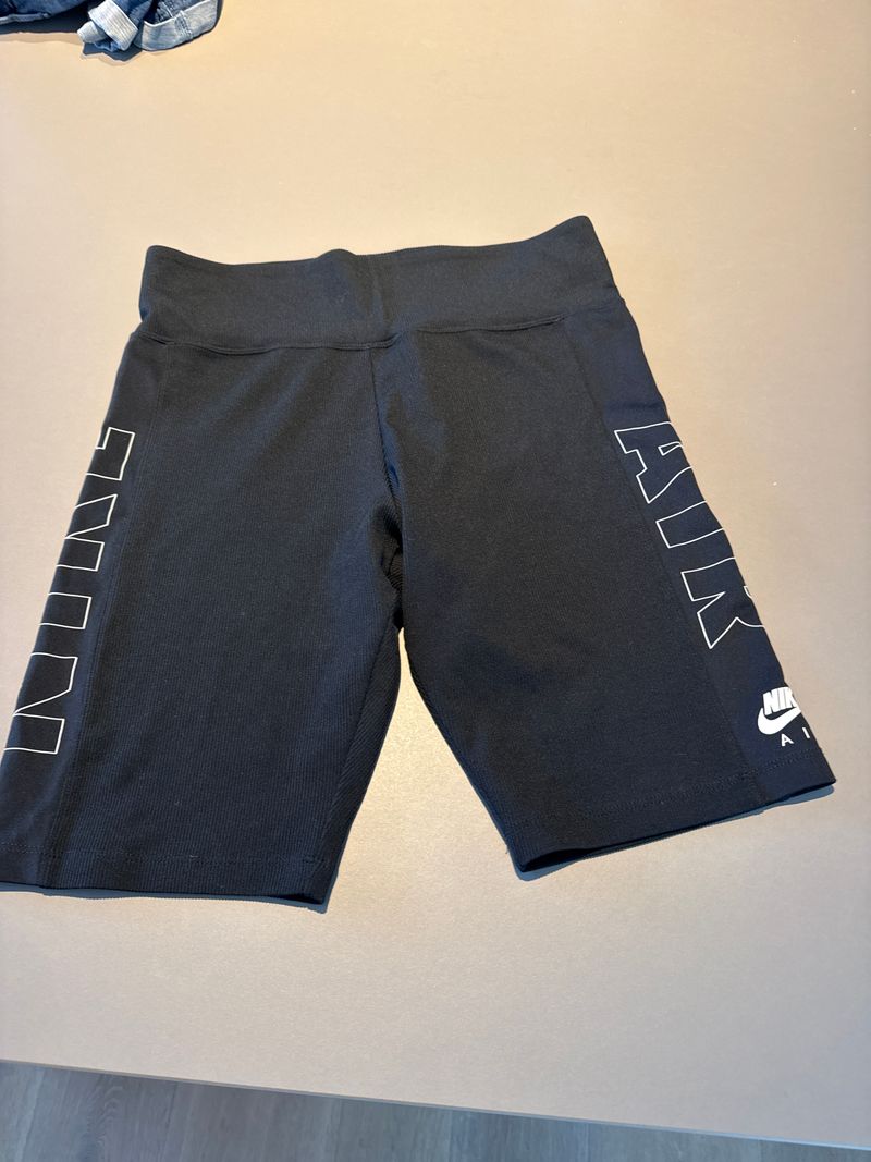 Nike Sportswear Air Ribbed Bike Shorts XS Black – Very Good Condition