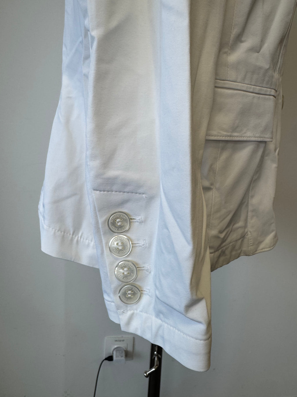 NVSCO Liberty Women's Blazer, White, Size 46, Very Good Condition