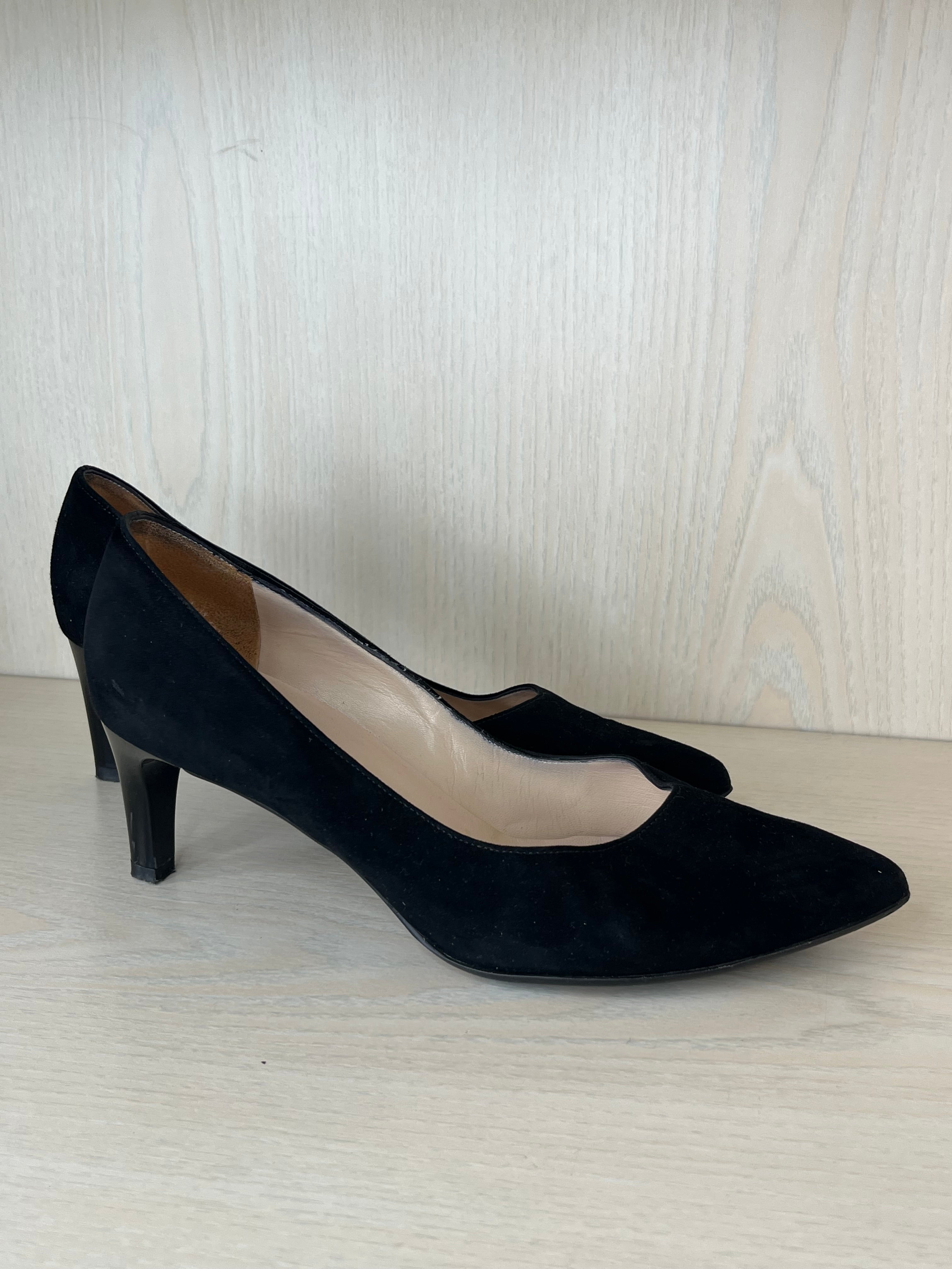 Peter Kaiser Pumps – Schwarz, Wildleder, Gr. 37,5, Guter Zustand