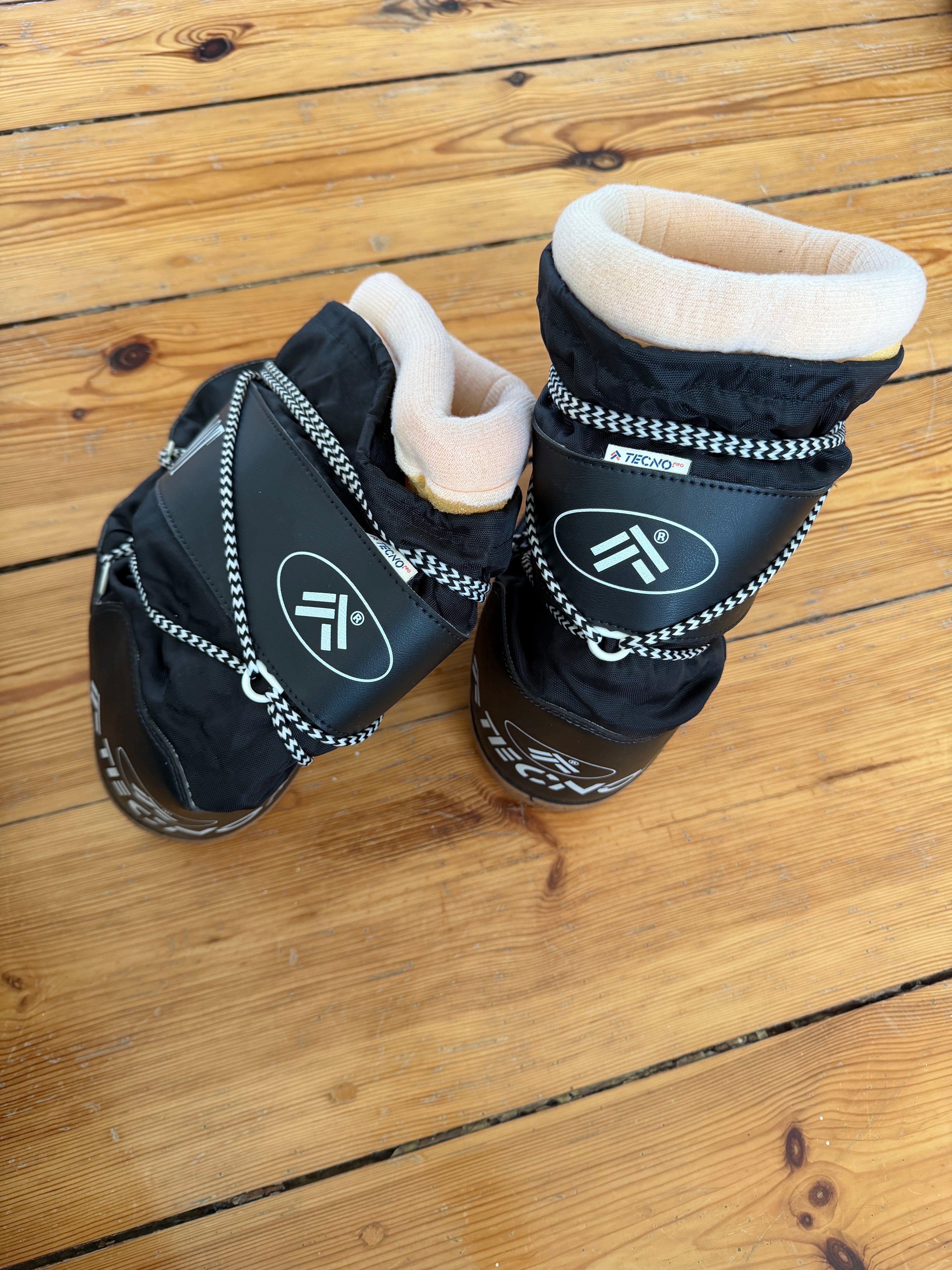 Tecnopro G Pro Après-Ski Stiefel | Schwarz | Gr. ? | Sehr guter Zustand