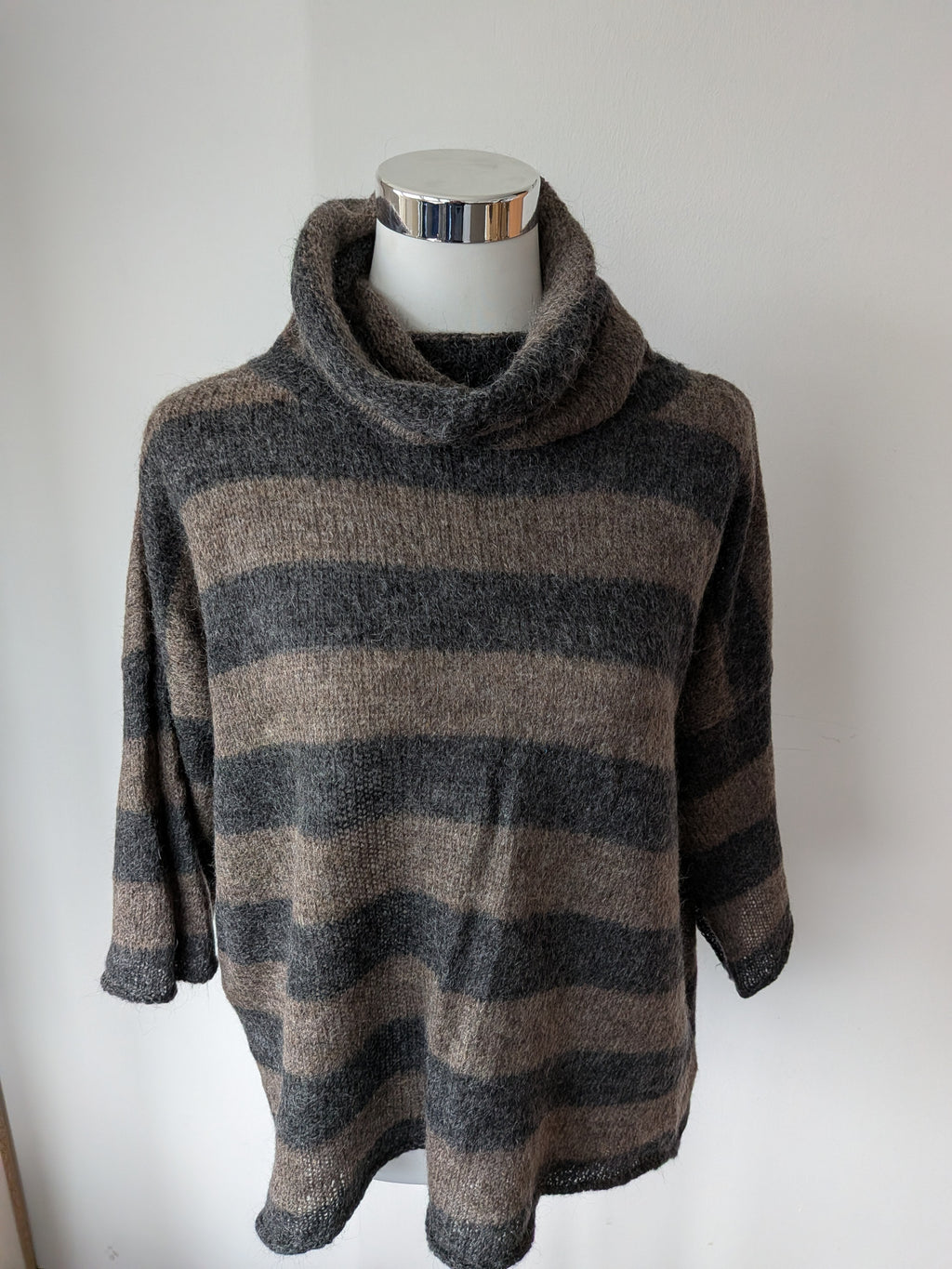 Marc O’Polo Mohair Striped Turtleneck Sweater Grey/Black, Size M, Very Good