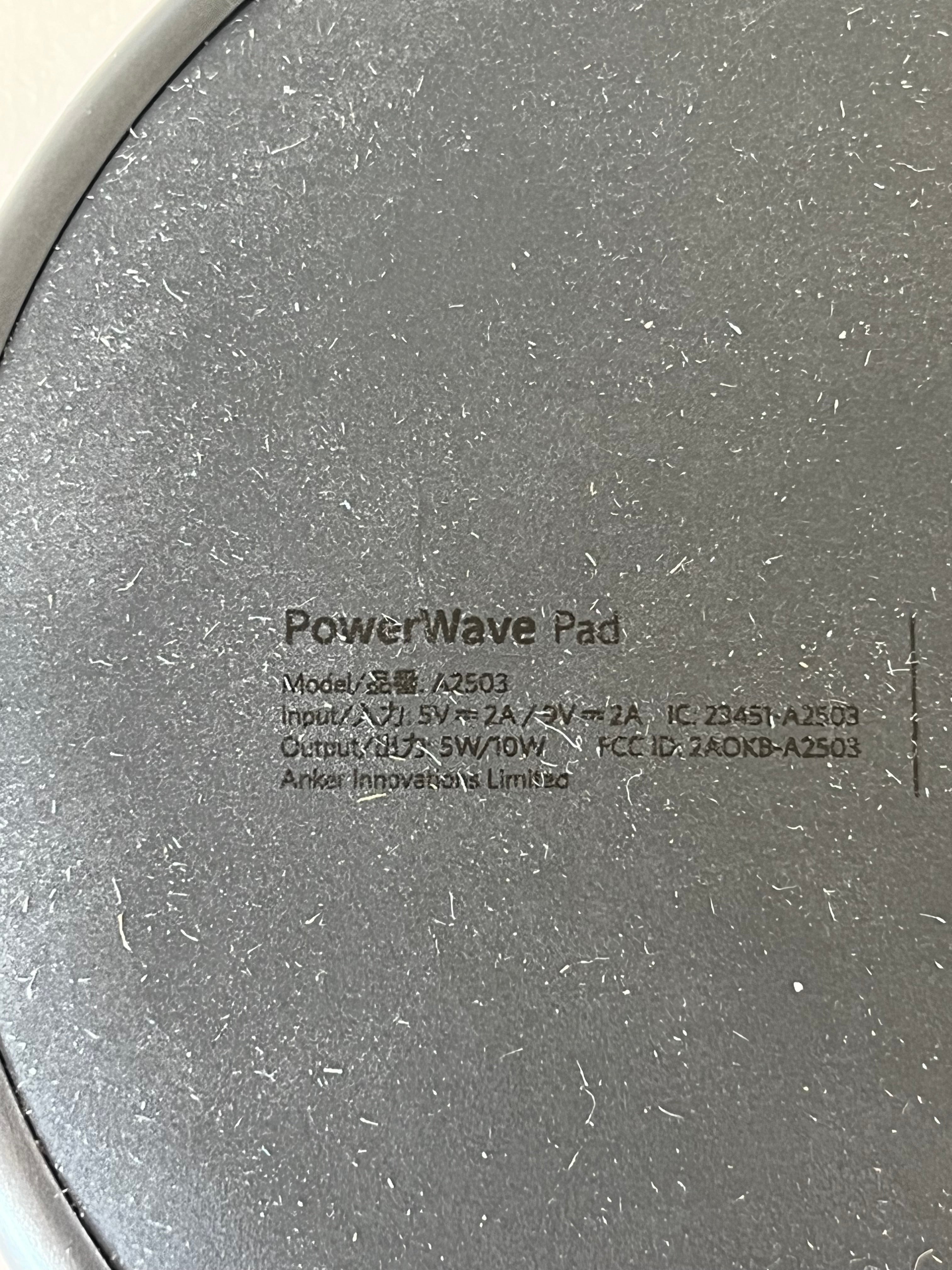 Anker PowerWave Pad A2503 – 10W Qi Wireless Charger, Schwarz, Sehr Gut
