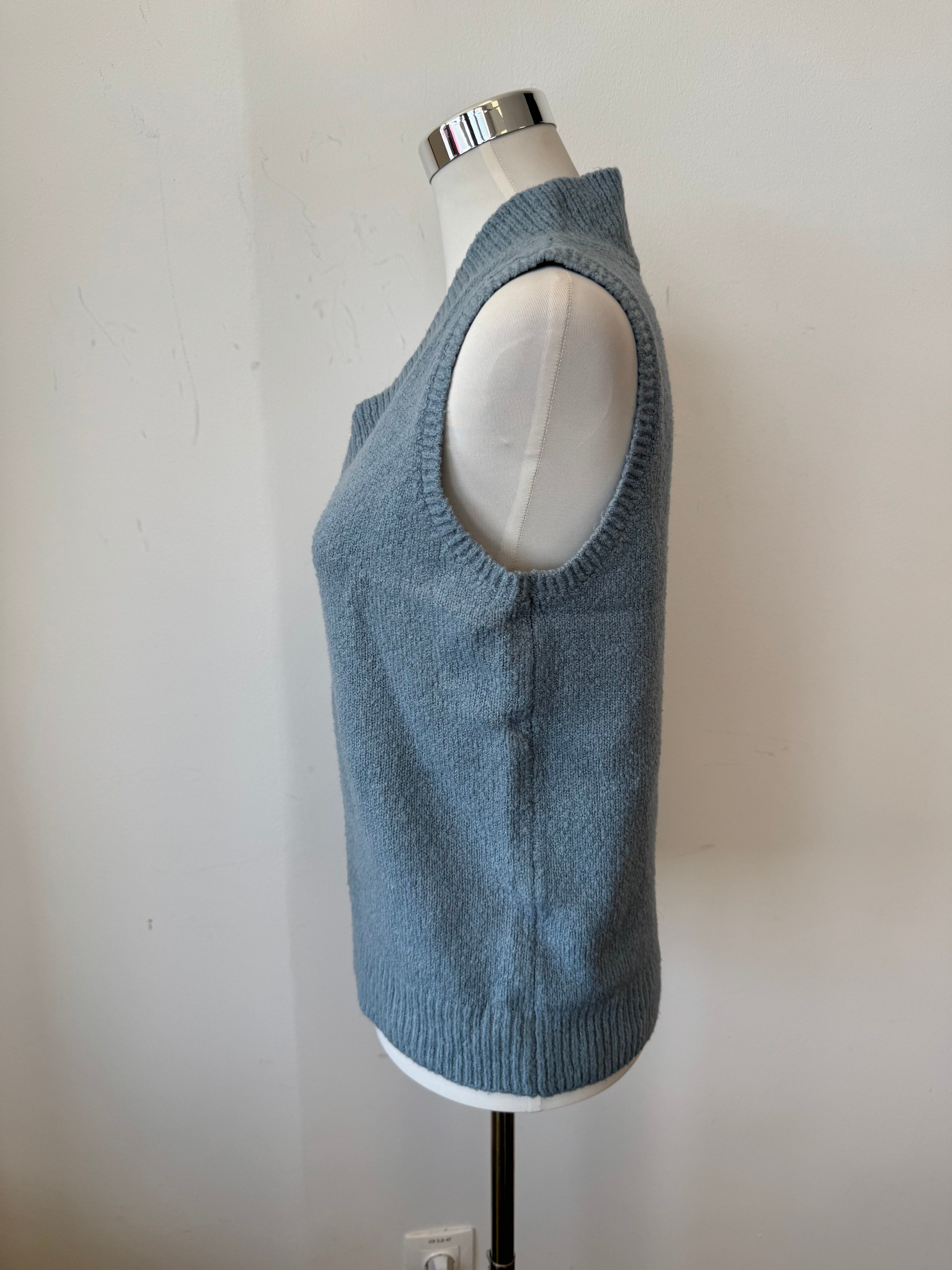 Liberté Essentiel Strickweste – Hellblau, Größe S, Wie Neu