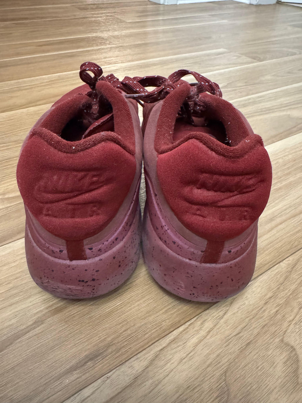 Nike Air Max Modern SE Sneaker – Team Red, US 10 / EU 44, Gebraucht