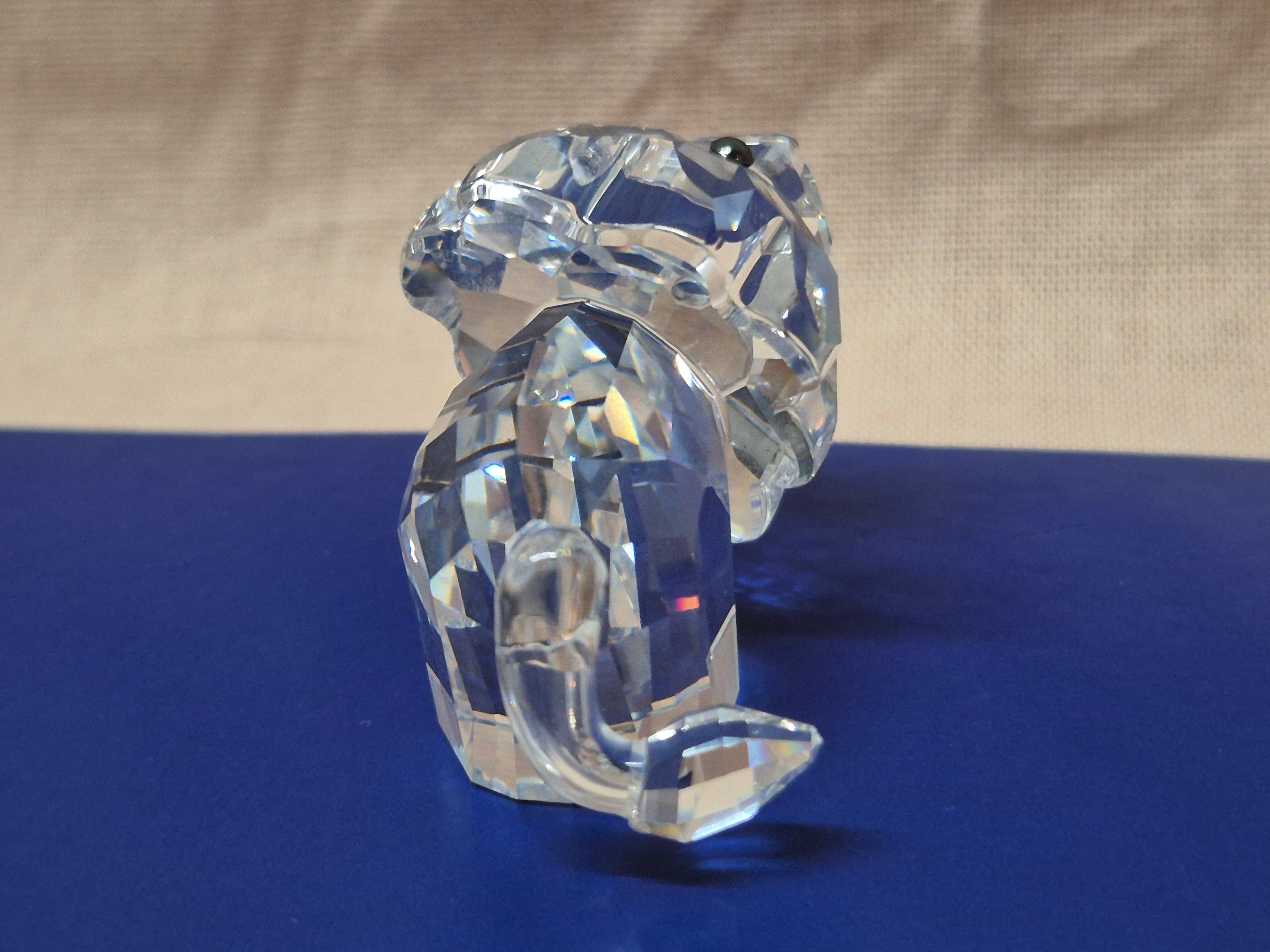 Swarovski Kristall Löwenjunges (Silberkristall, Lovlots, sehr guter Zustand)