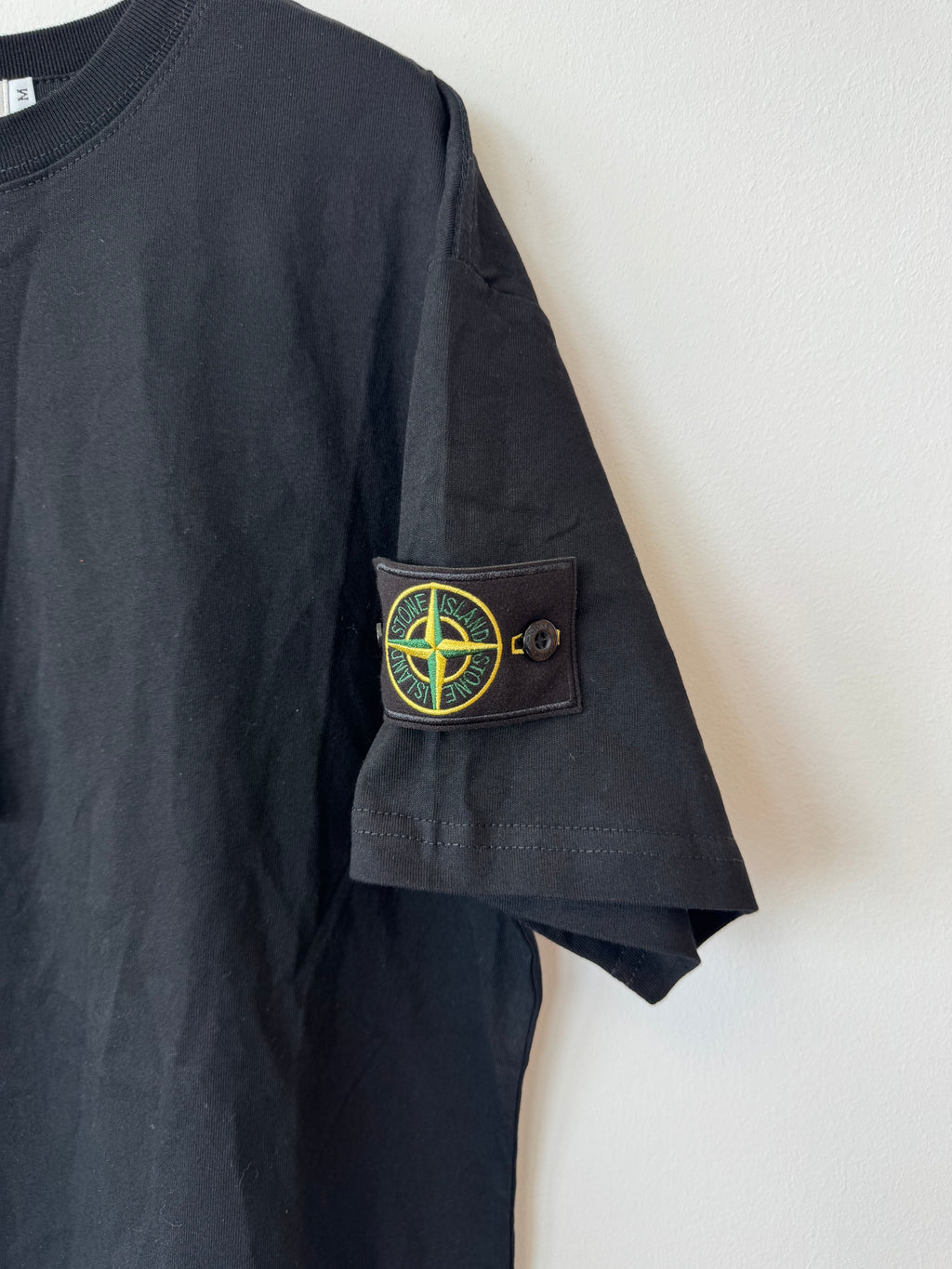 Stone Island Compass-Patch T-Shirt Schwarz M Baumwolle Neu mit Etikett