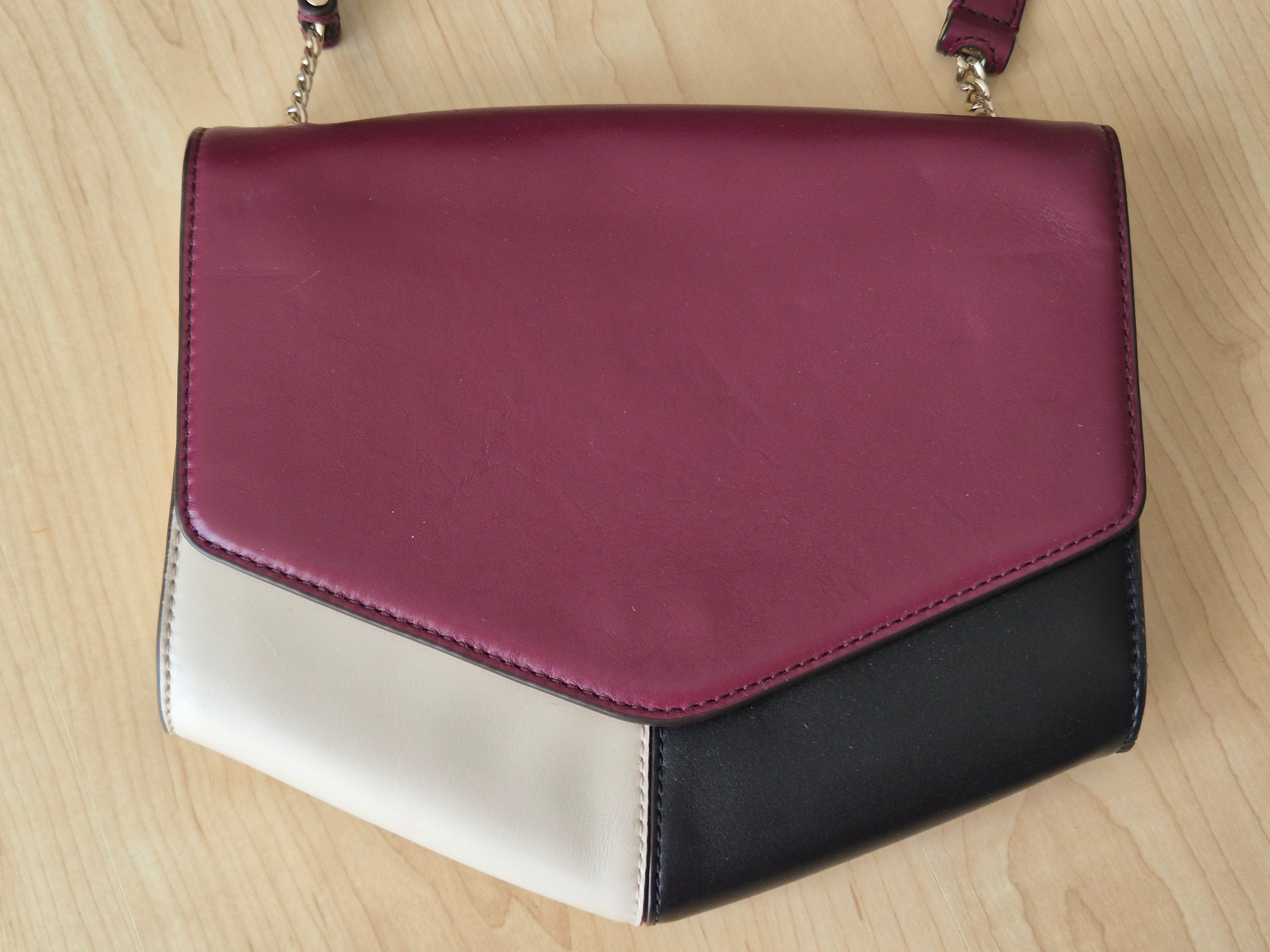 Sandro Paris „Lou“ Leder Crossbody Colour-Block Bordeaux/Creme/Schwarz, Gut, 24x21x5