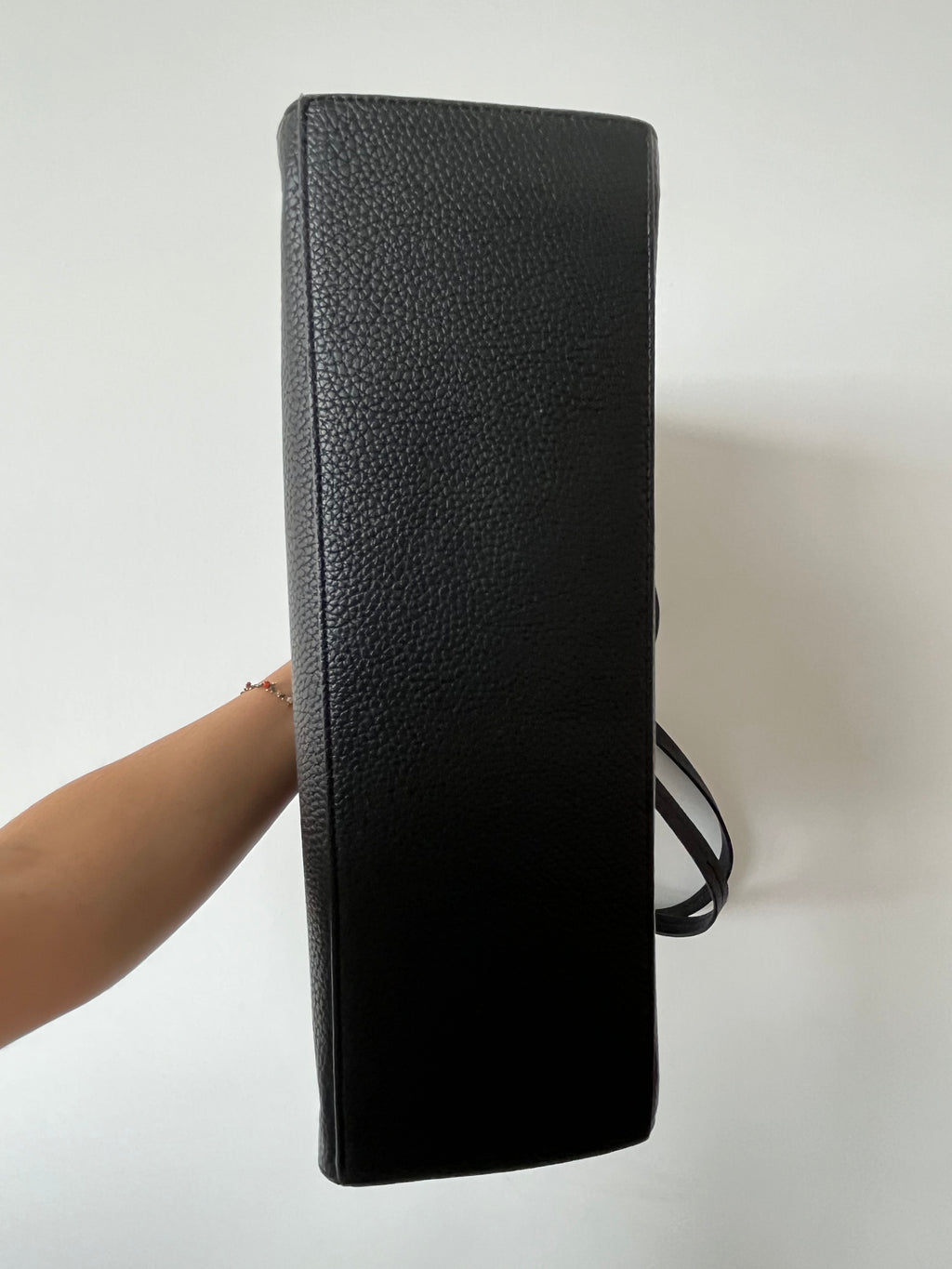 Even&Odd Reversible Tote Large Leder schwarz/rot – sehr gut