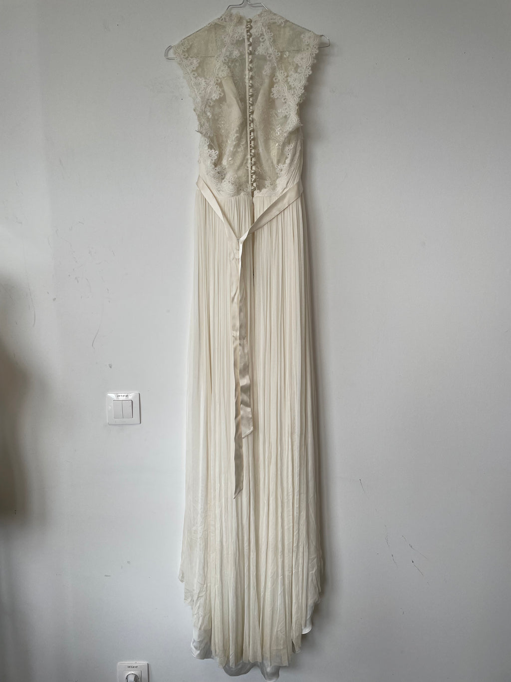Catherine Deane Fantasia Cream Lace Chiffon Wedding Dress EU36, Very Good