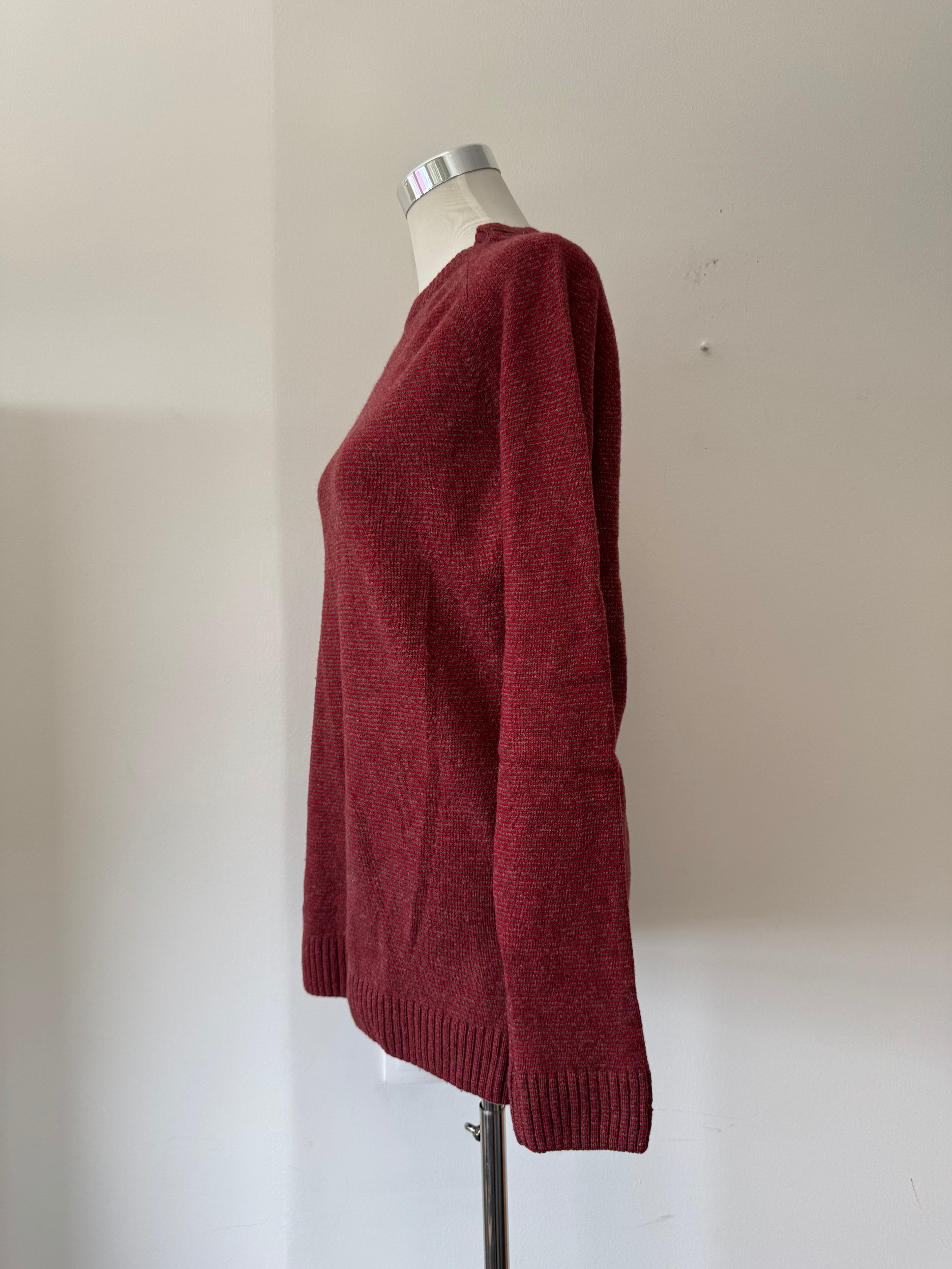 Cambridge SuperLamb's Wool Pullover – Pomegranate, Größe M, Wie Neu