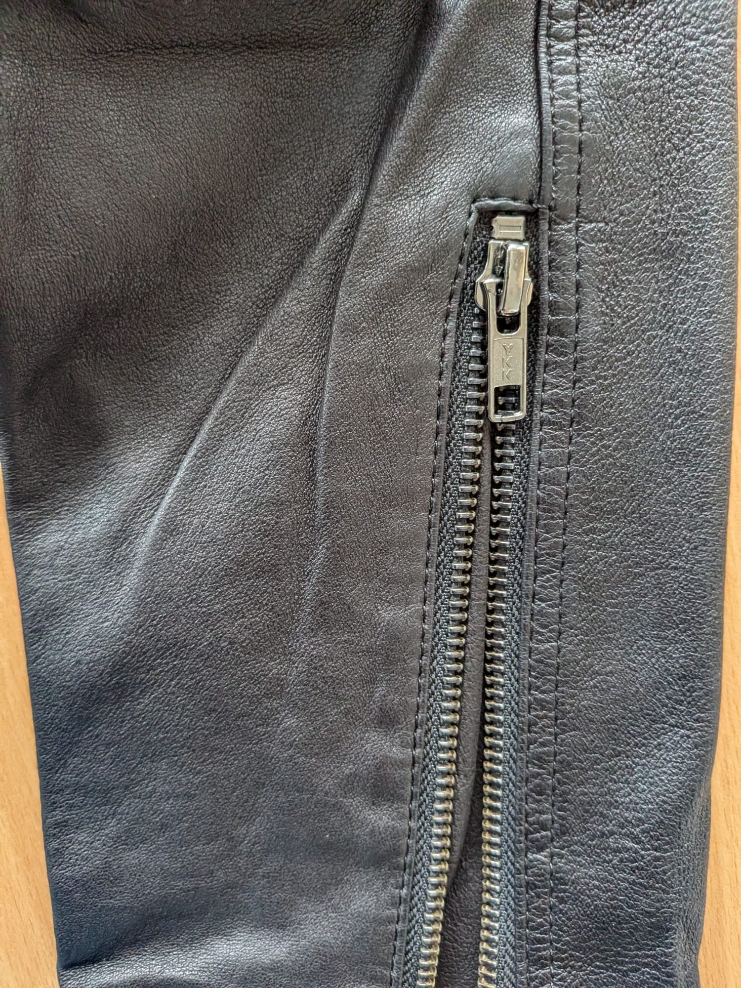CLOSED Lamb Leather Biker Pants Black Size 29 – Very Good Condition