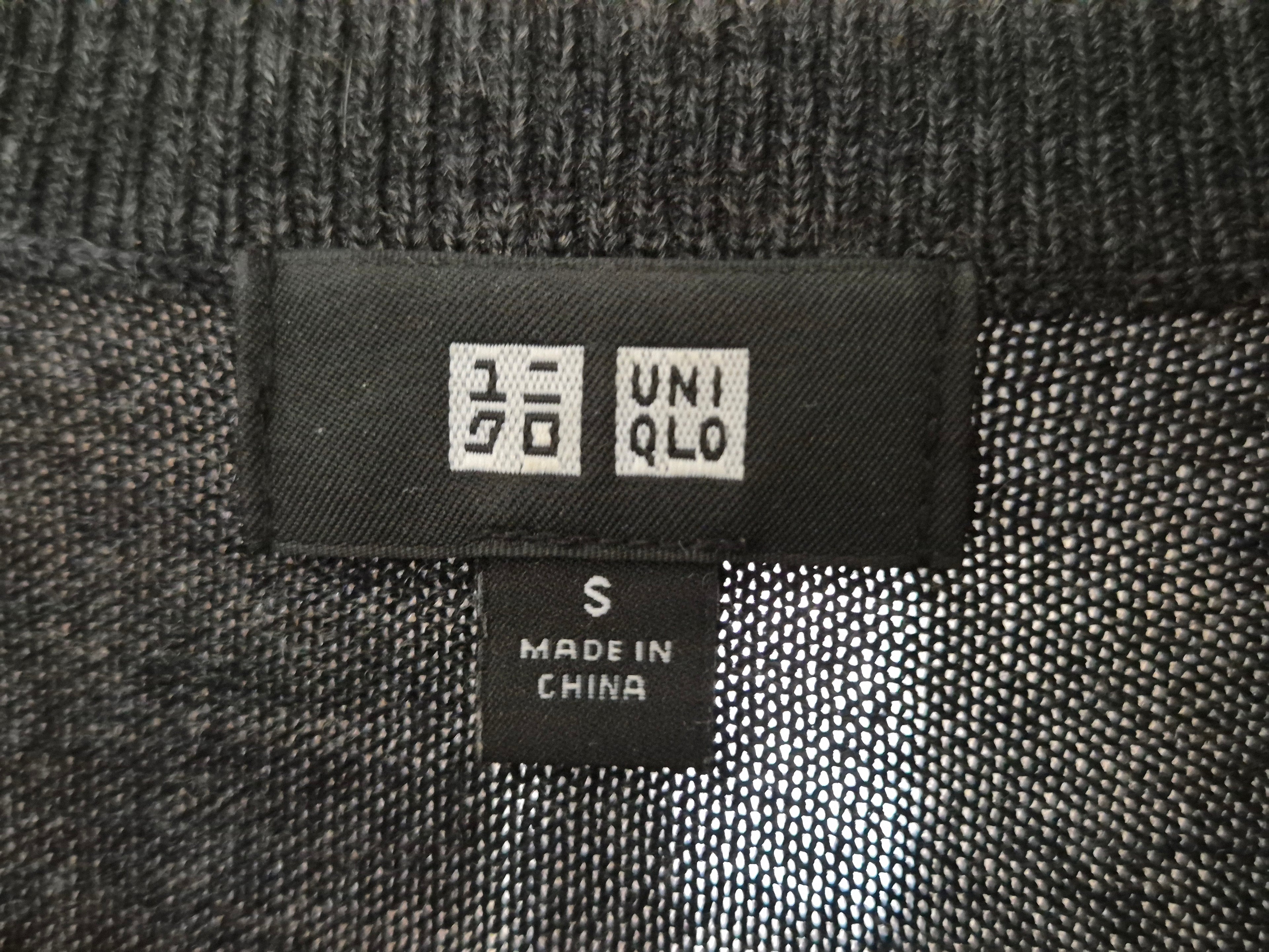 UNIQLO Extra Fine Merino Wool Crew-Neck Sweater, Size S, Navy Blue, Very Good