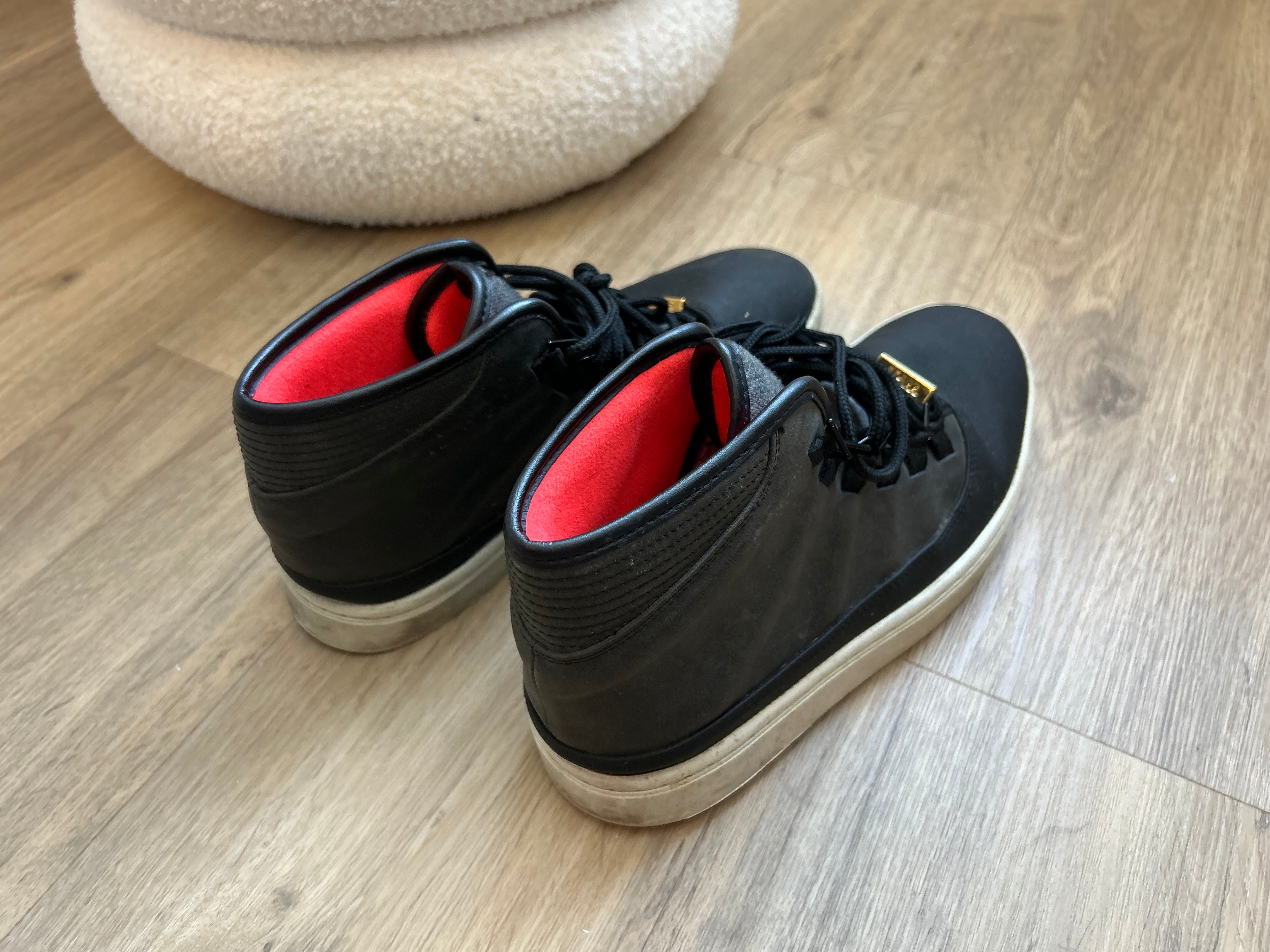 Nike Air Jordan Westbrook 0 'Holiday', Schwarz/Grau, Gr. 42, guter Zustand