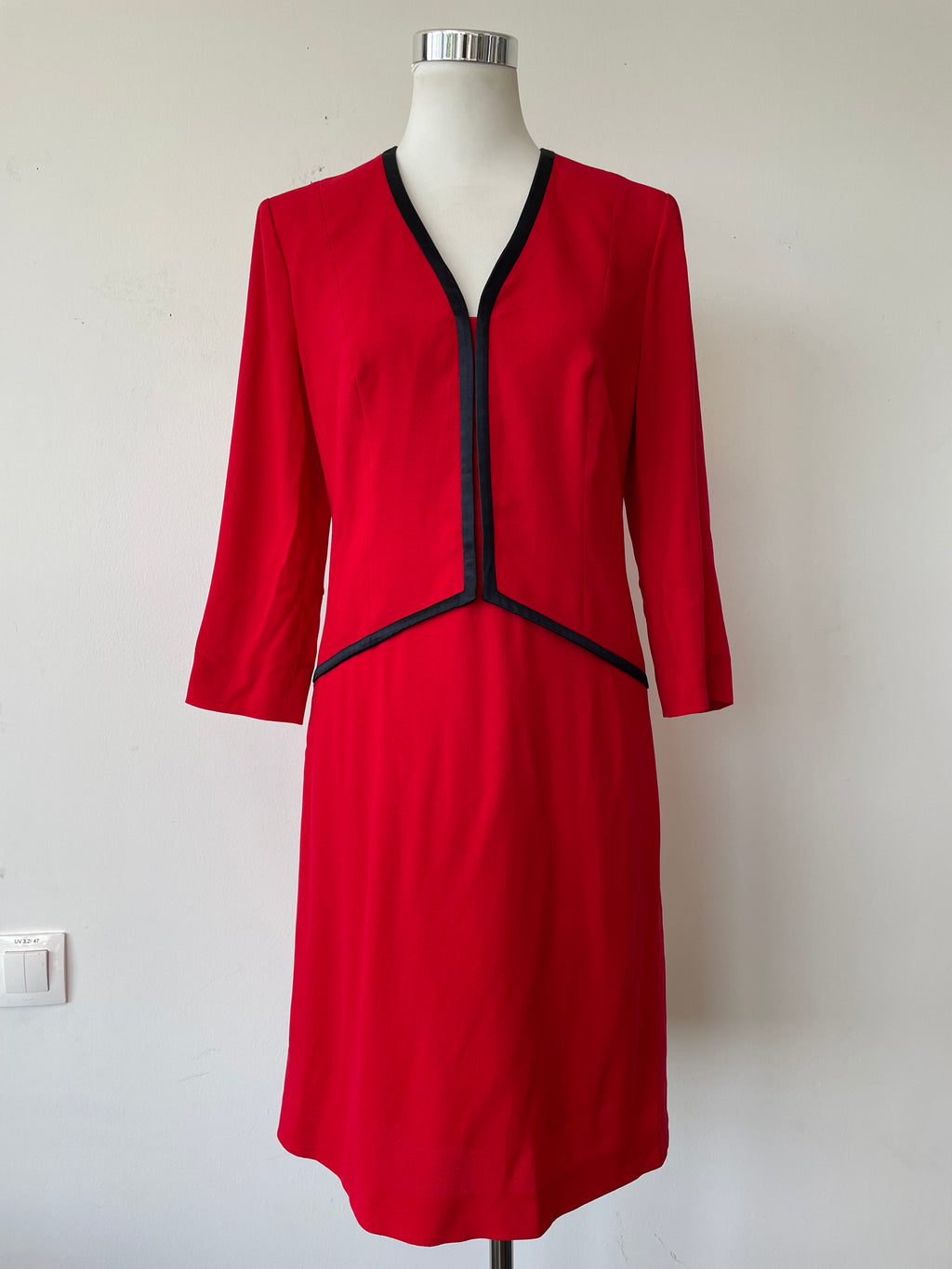 Louis Féraud Wollkostüm, Rot/Schwarz, Gr. 38, Made in Germany, guter Zustand