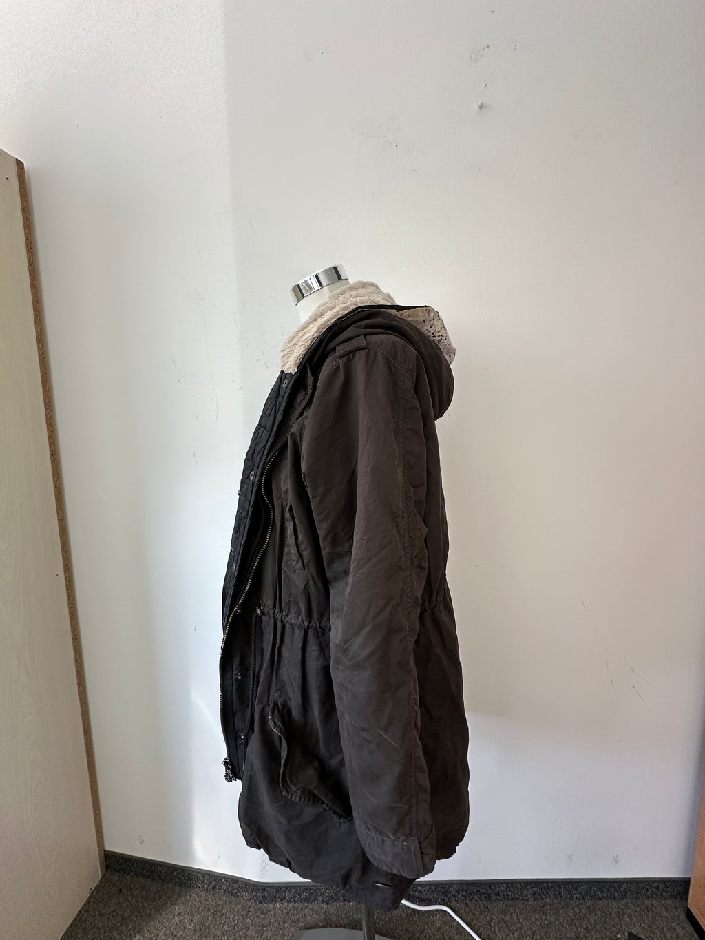 Maison Scotch Wolljacke mit Lederdetails – Schwarz, Gr. 38/M, guter Zustand