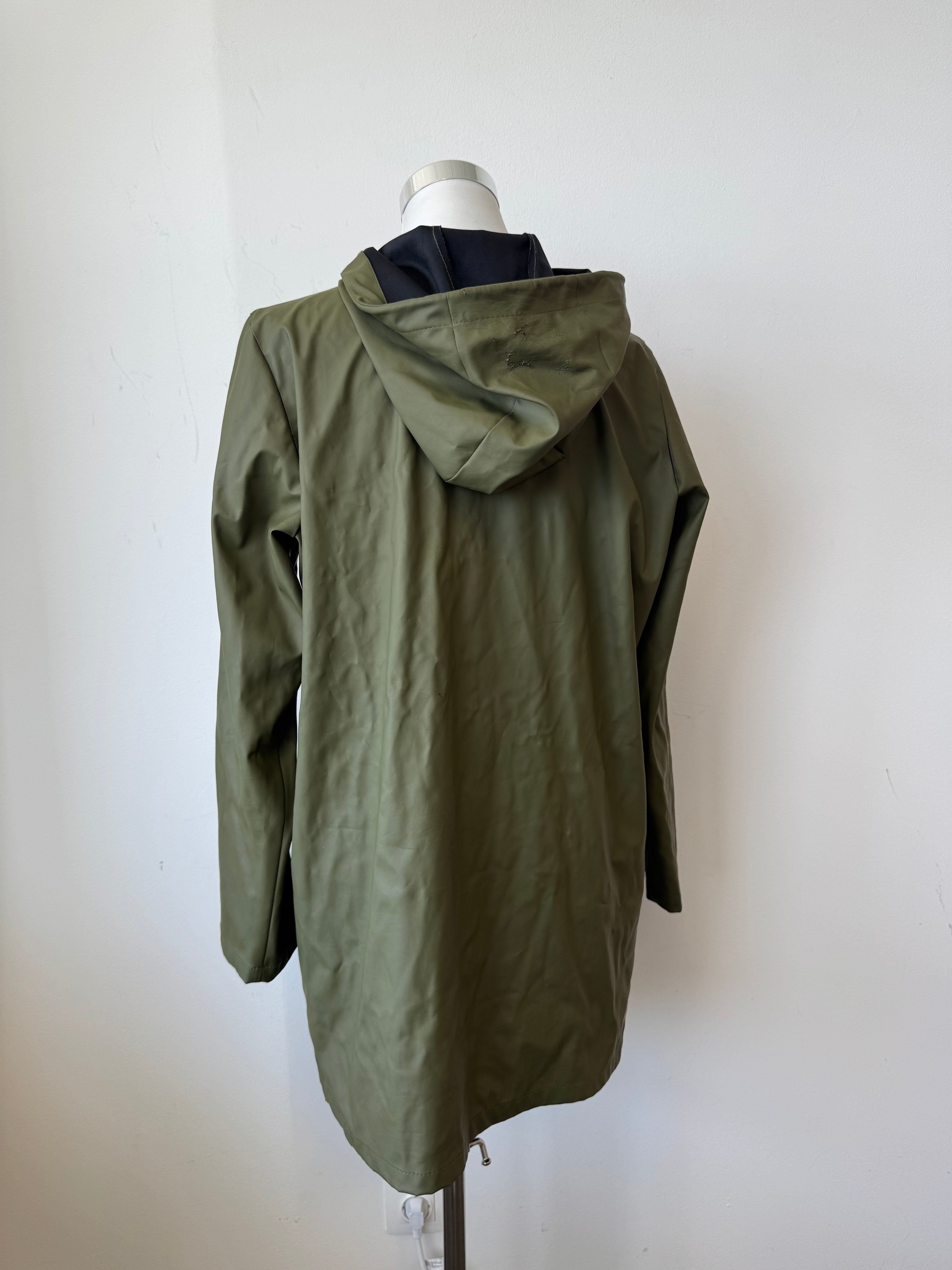 Jacqueline de Yong Regenmantel – Light Olive Green, Größe L, Sehr Gut