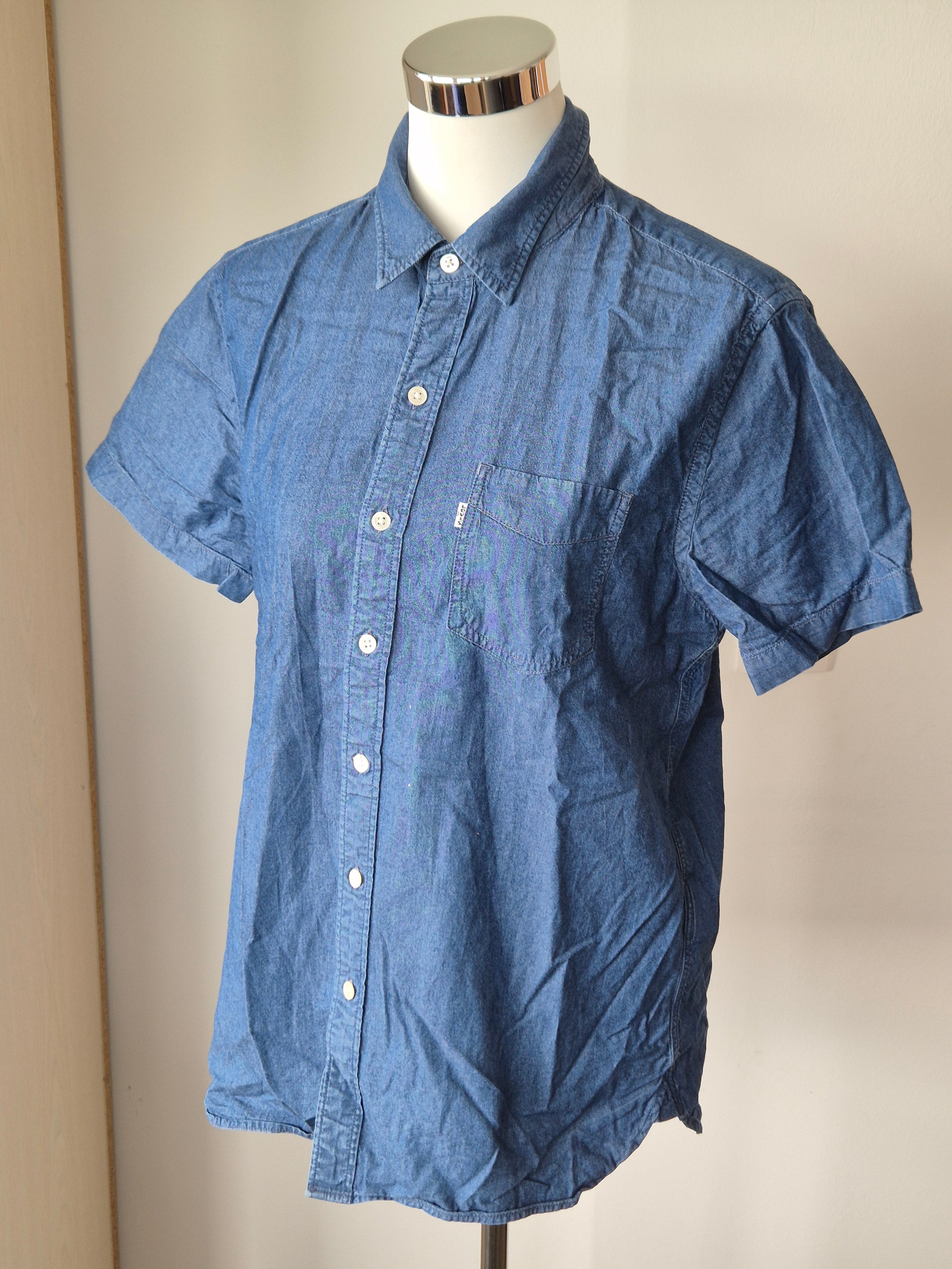 Levi’s Kurzarm Denim Shirt Dunkelindigo Größe M – Sehr guter Zustand