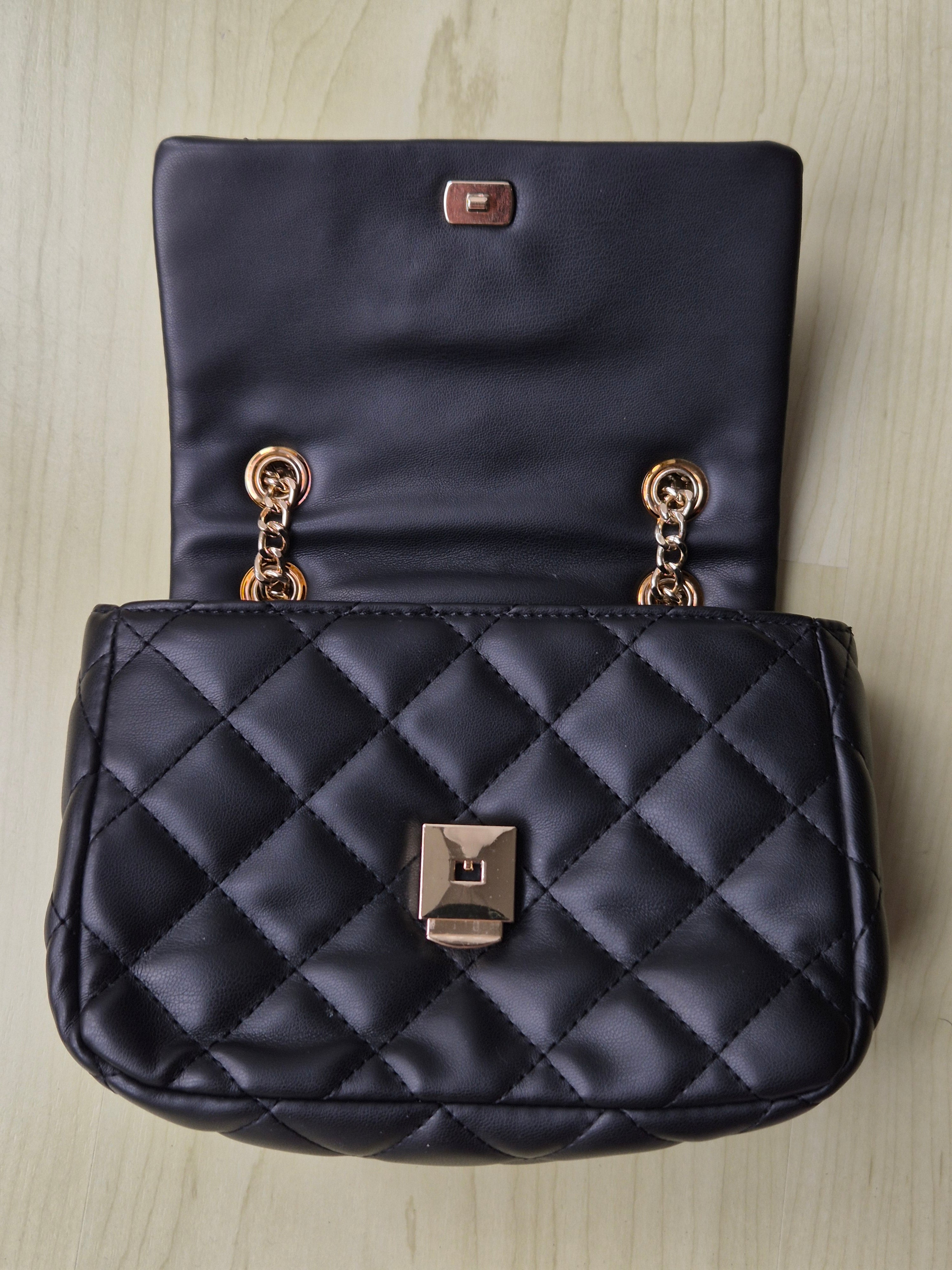 Valentino Bags „Ocarina Mini“ Schultertasche, schwarz, wie neu, 20x14x8 cm