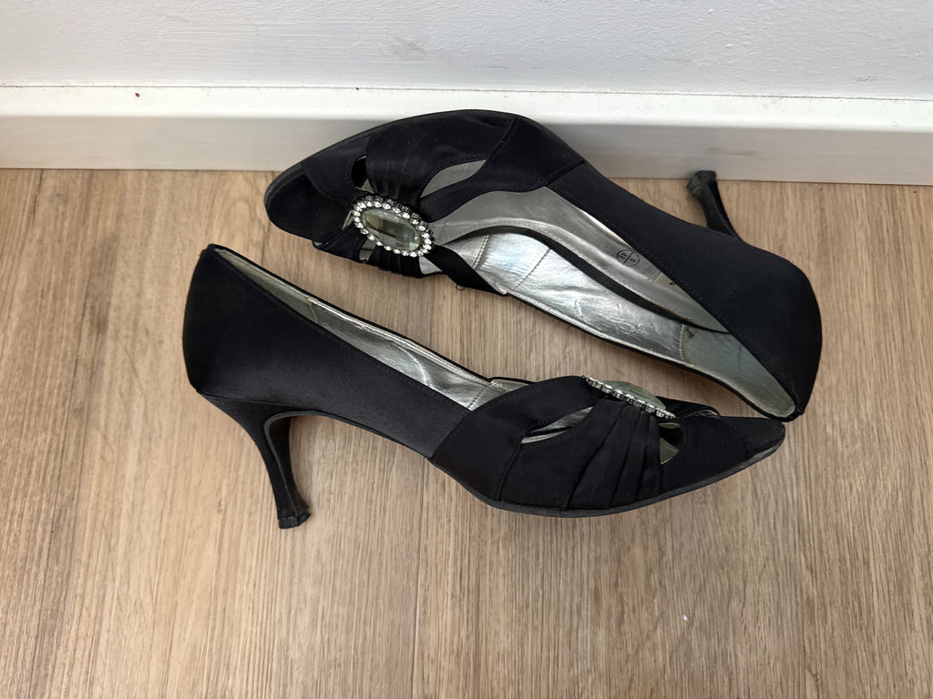 LEXUS Satin Peep-Toe Heels – Strass, Schwarz, Gr. 41, Guter Zustand