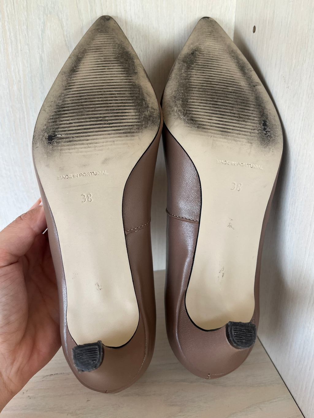 Bianco leather pumps taupe EU 38 – pointed toe, kitten heel, very good condition